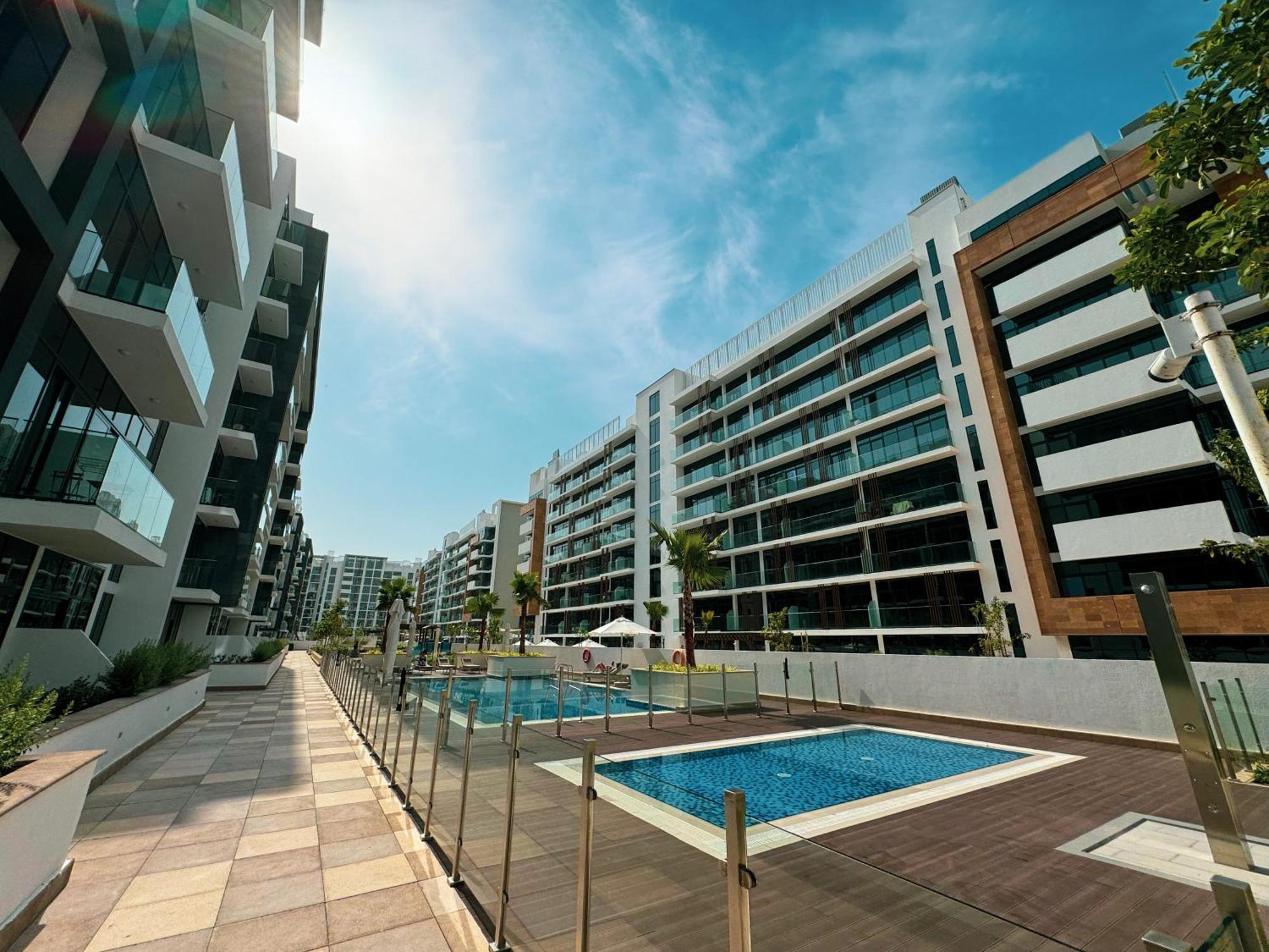 Chic With Larger Terrace *