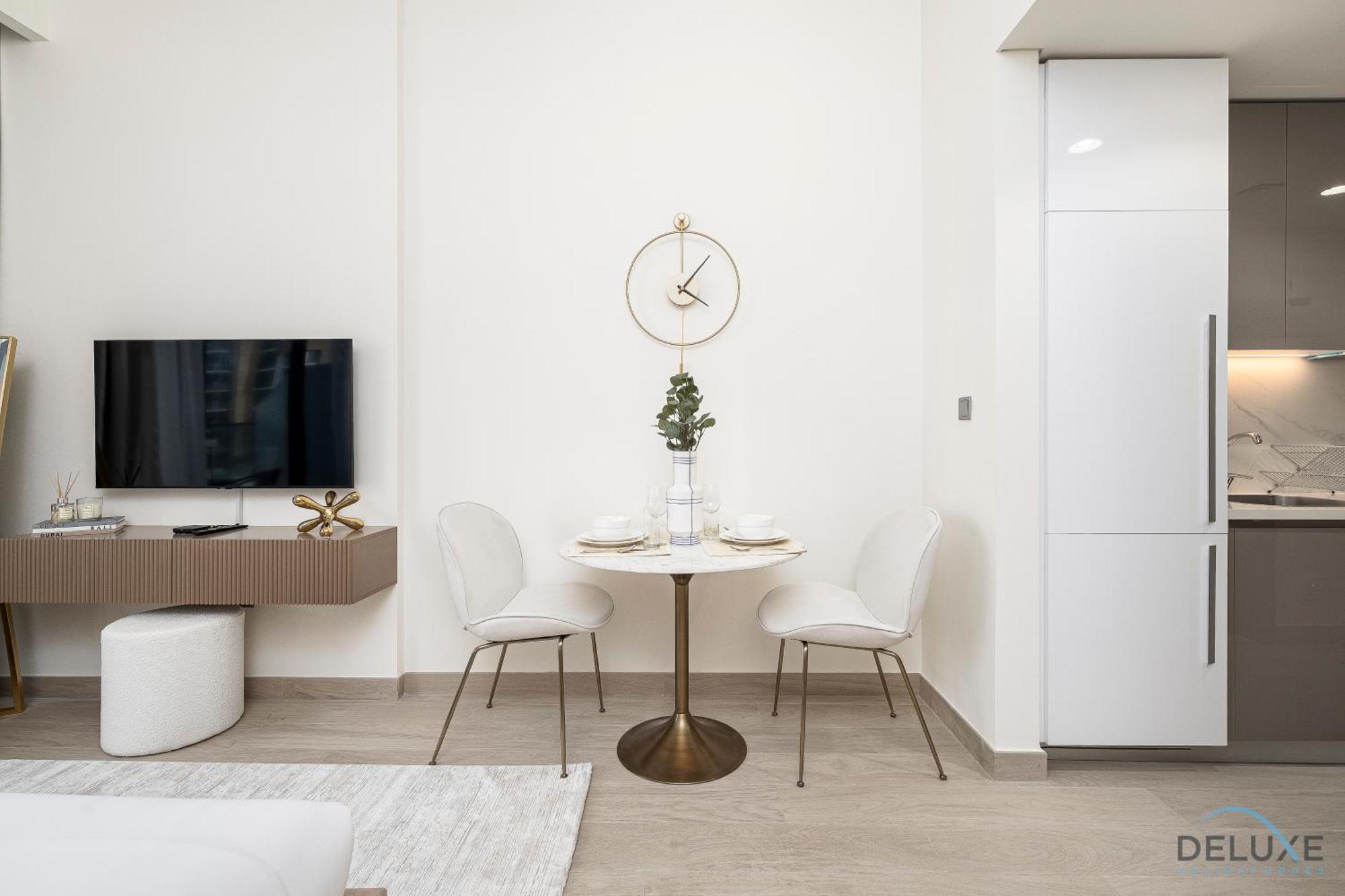 Comfortable In Azizi Riviera 24, Al Merkadh By Deluxe Homes Dubai
