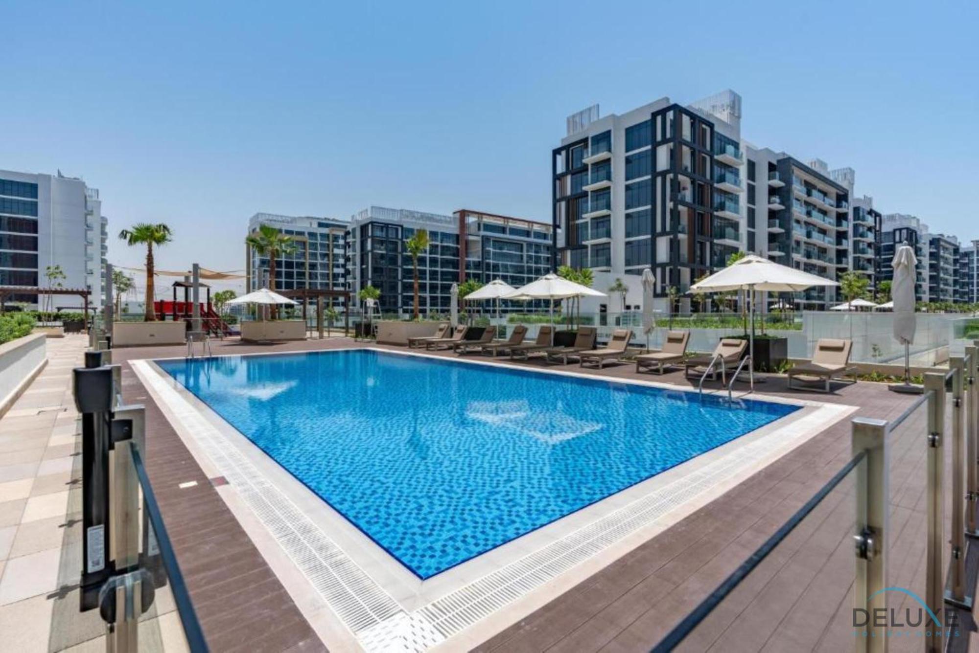 Apartment Comfortable In Azizi Riviera 24, Al Merkadh By Deluxe Homes