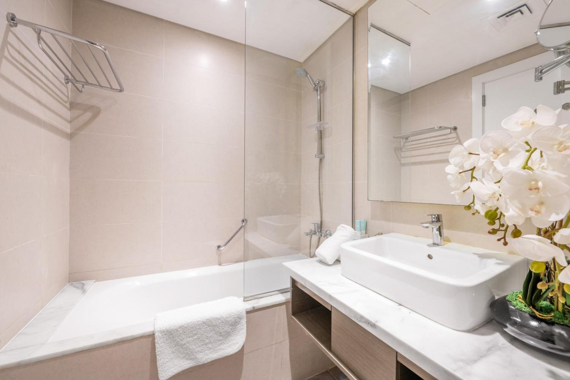 Apart-hotel Downtown Ultra Luxury - - 5 Star Facilities- 15 Min Walk To Fountain Dubai