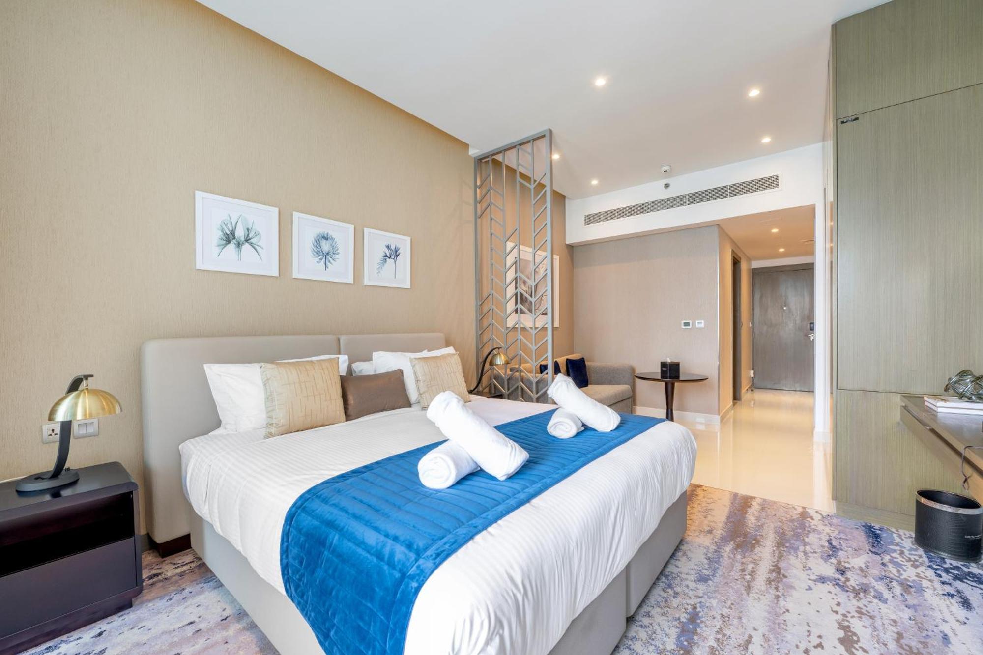 Downtown Ultra Luxury - - 5 Star Facilities- 15 Min Walk To Fountain Apart-hotel