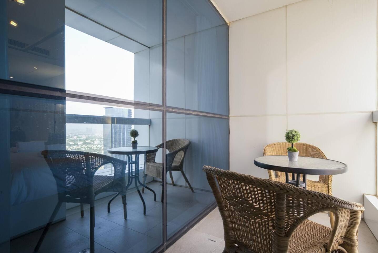 Guestready Homes - Cream & Grey Appartement