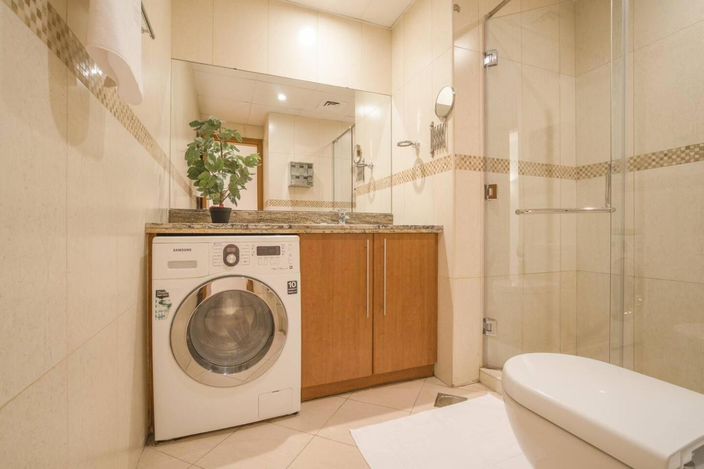 Guestready Homes - Cream & Grey * Dubaï