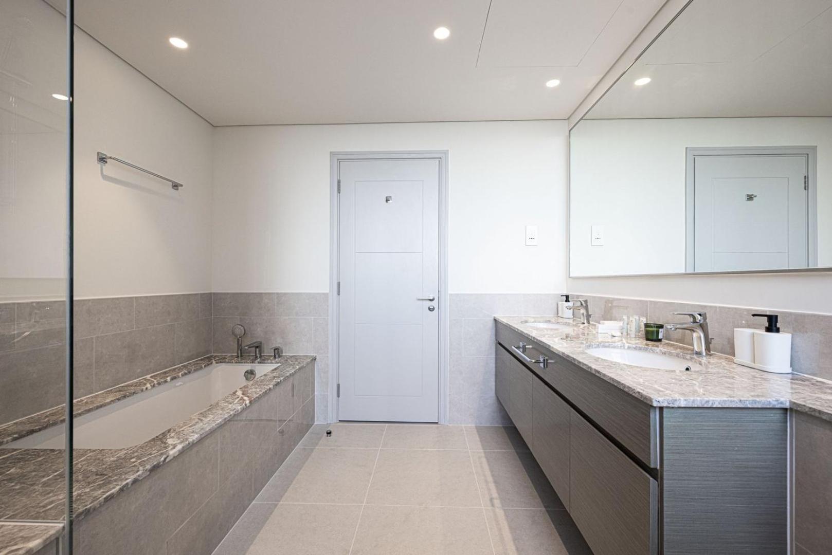 Apartamento Luxe | Luxury 4br | Burj Khalifa & Fountain Views *