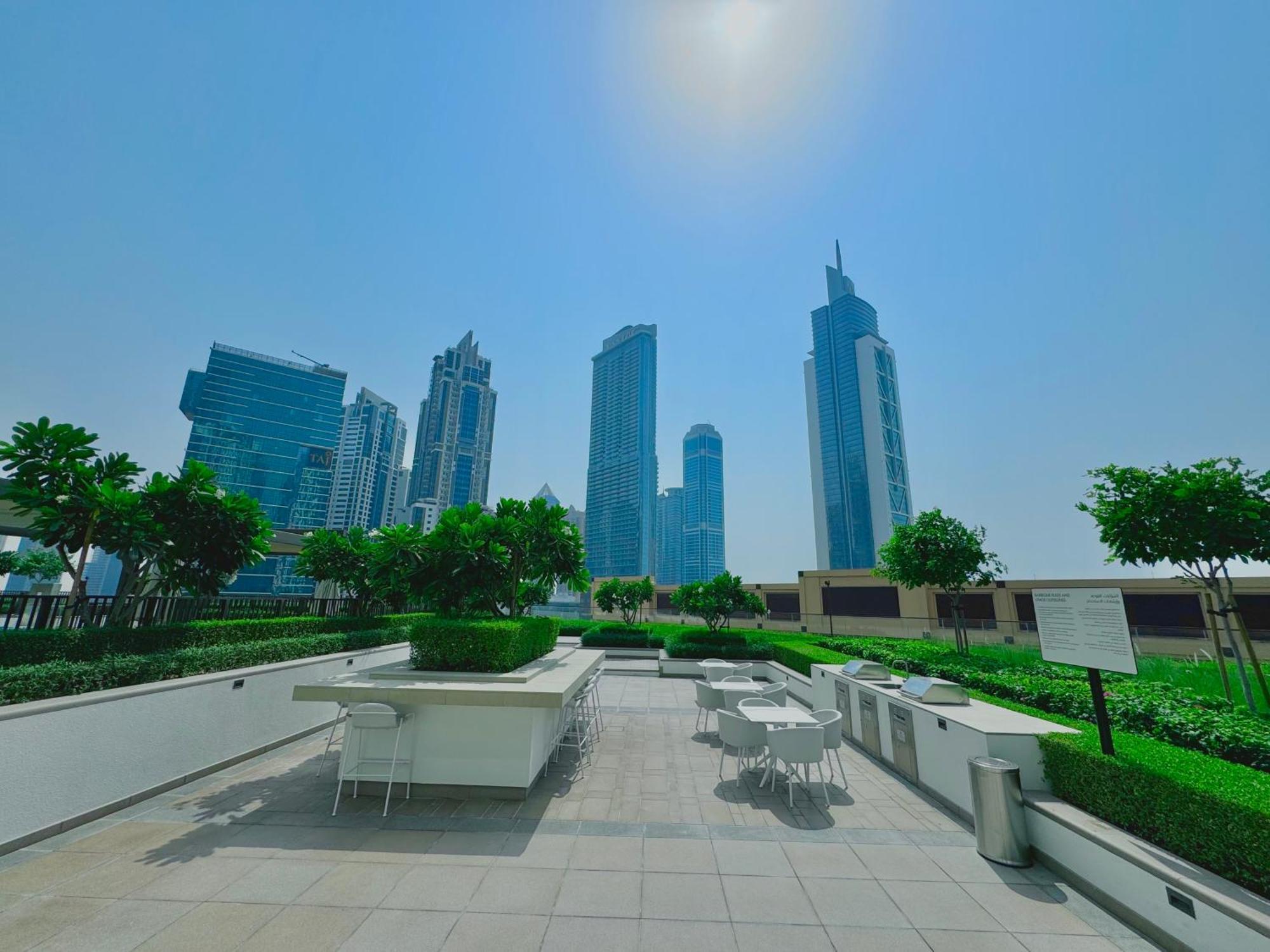 Modern 2br Near Mall & Burj Khalif