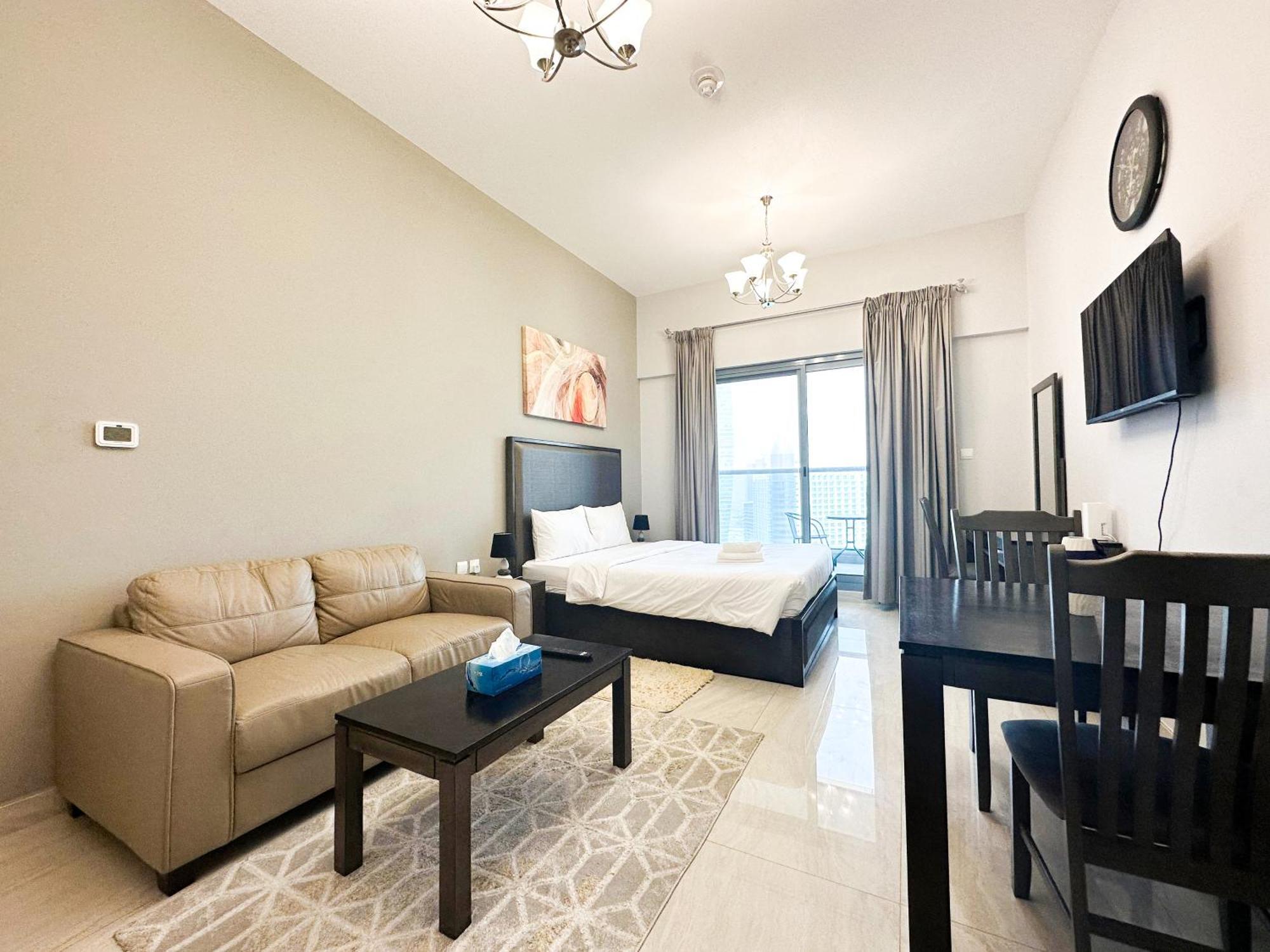 Studio With Burj View At Elite Business Bay By Anw Rumah liburan Dubai