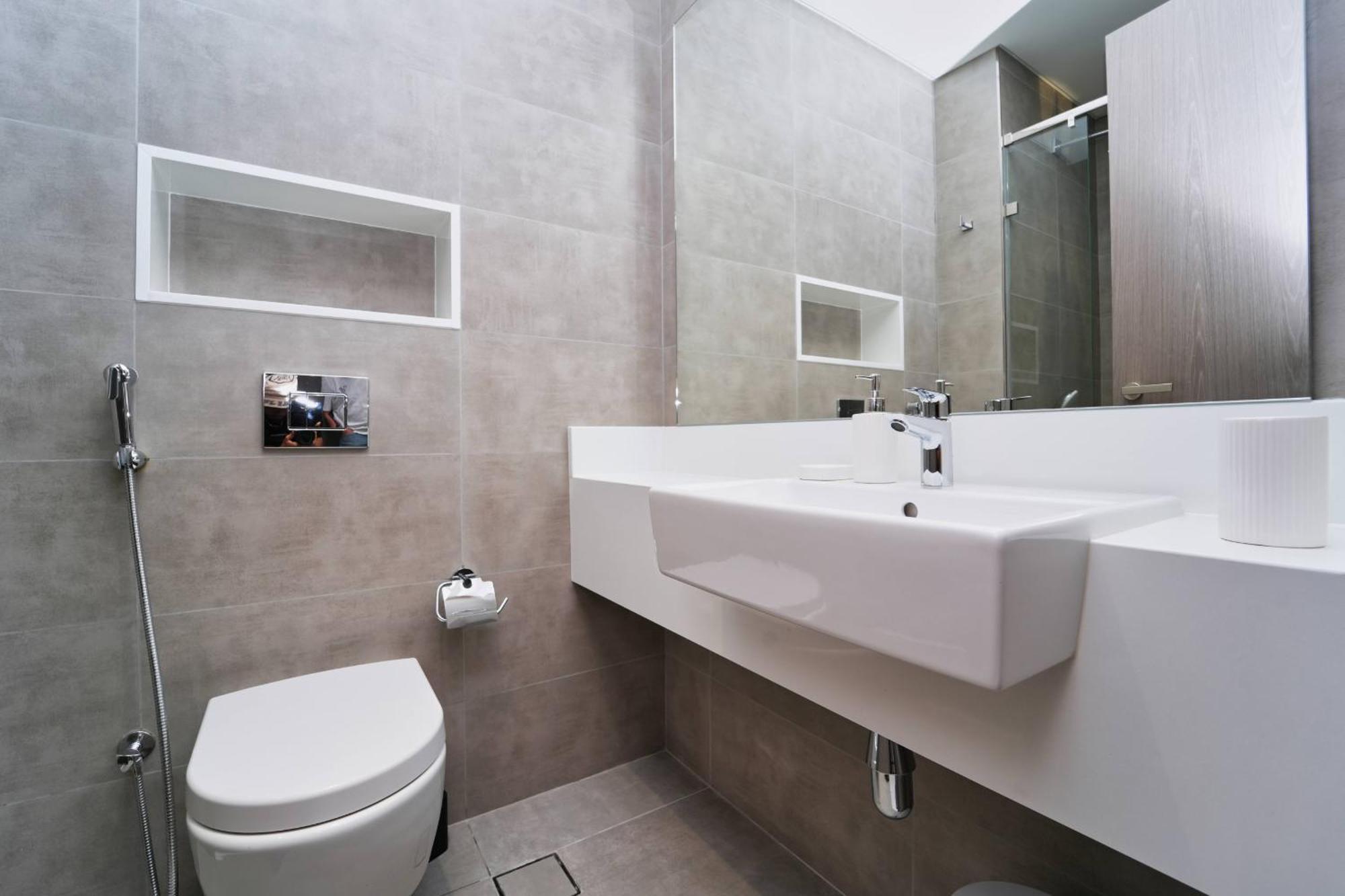 Royal Maison's Premium 2br Lagoon Views In District One * Dubái