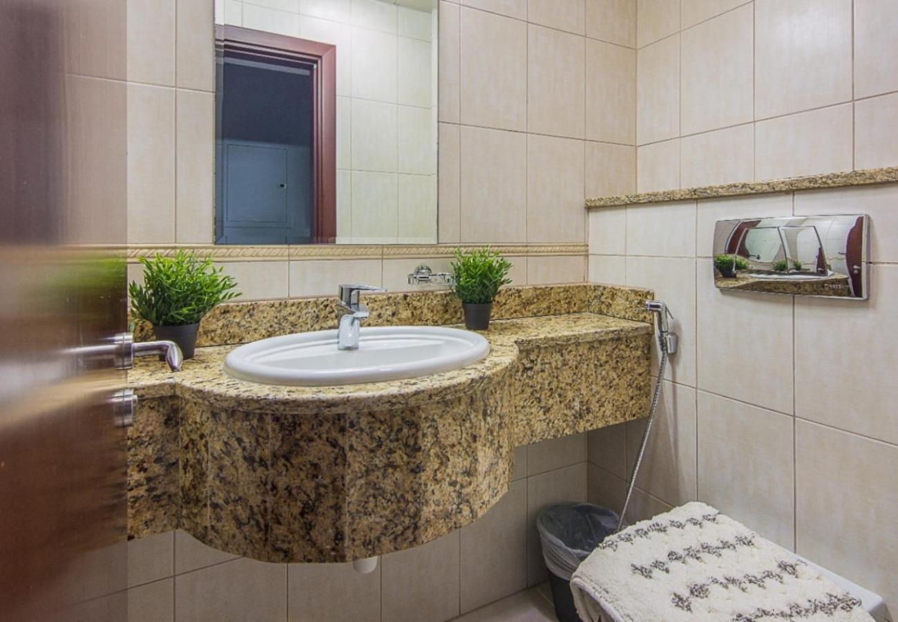 Princess Tower, Marina-2br With Balcony And High Floor * Dubai