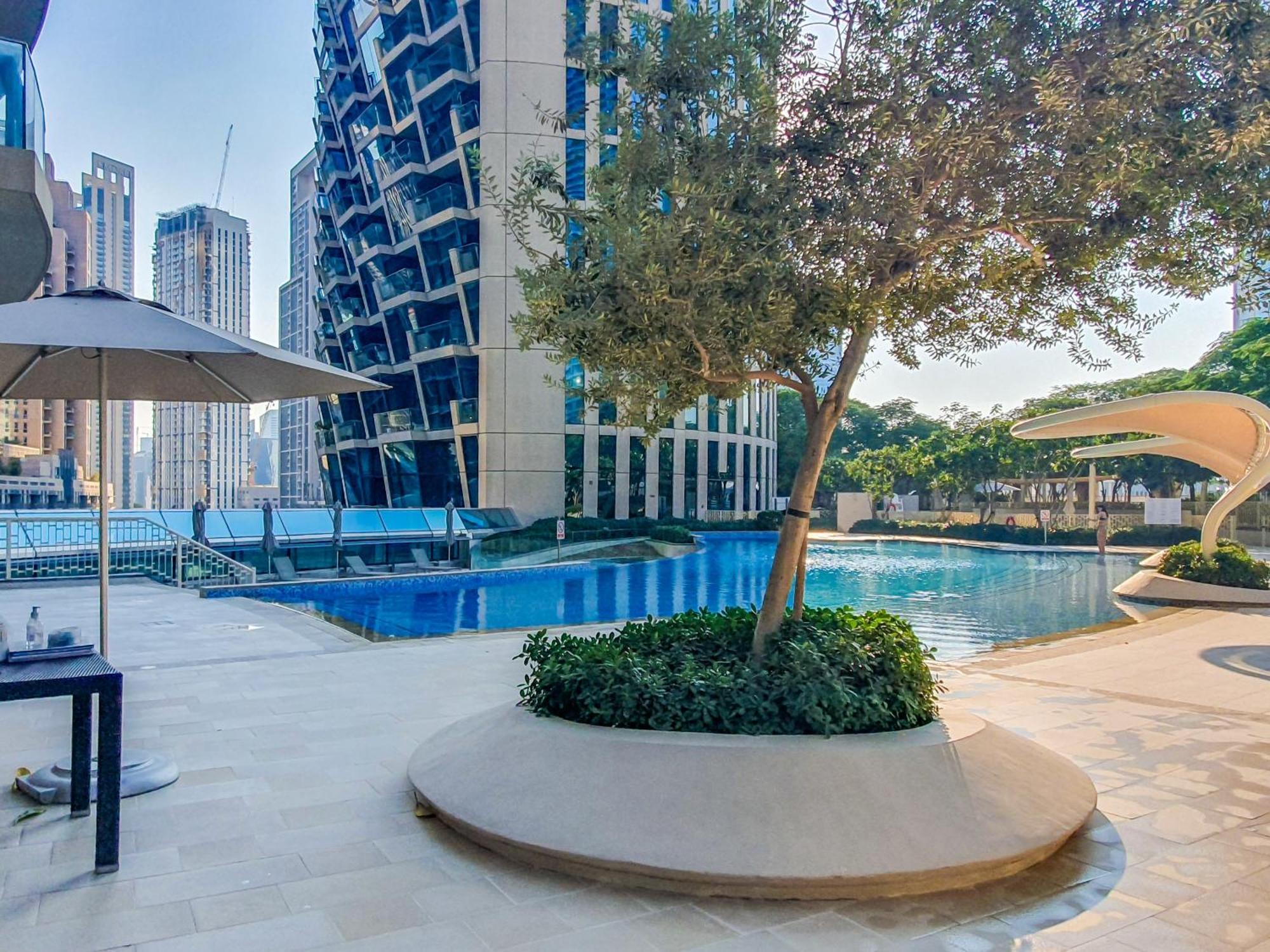 Elegant 2 Bedroom In Burj Vista, Downtown Appartement