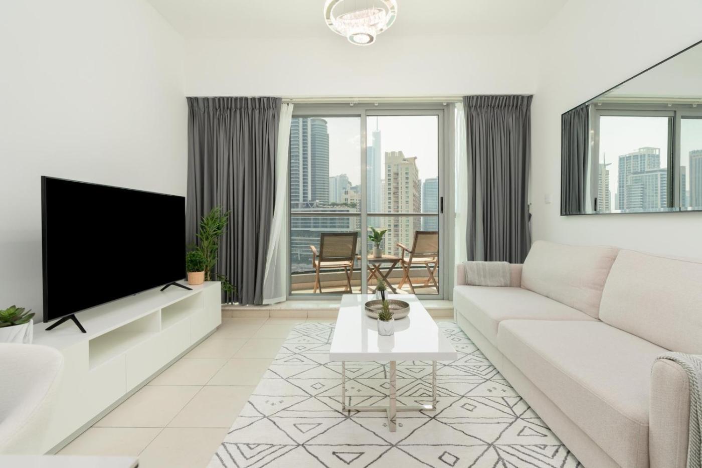 Opulent 1 Bedroom Marina View Dubaï