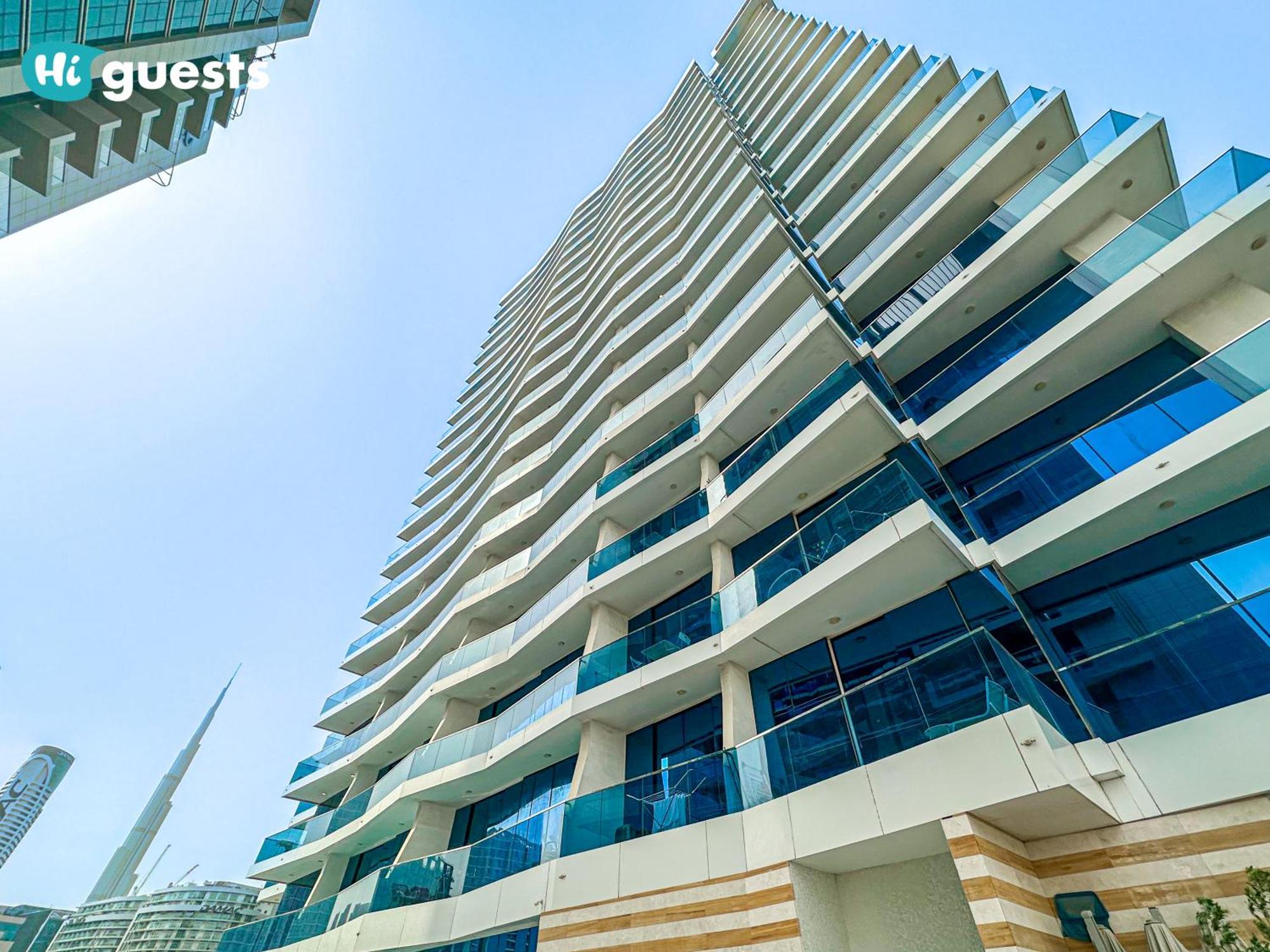 Higuests - Stylish Urban Escape In Waves Tower By Kasco Appartement