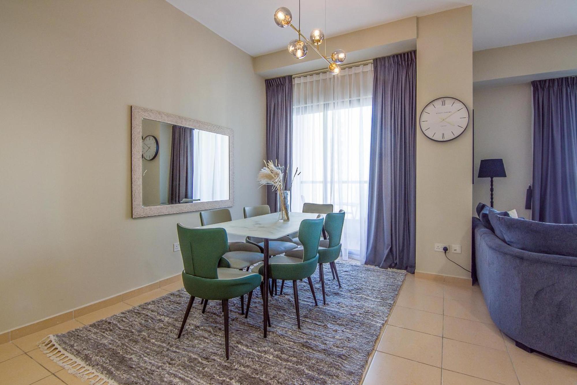 Two-bedroom With Balcony In Shams 4, Jbr *