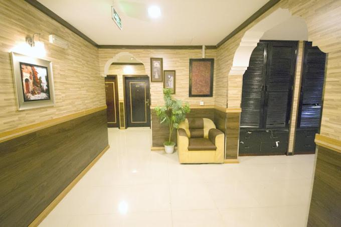 Grand Sina Hotel