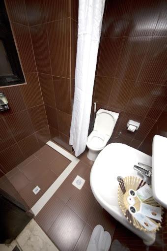 Grand Sina Hotel