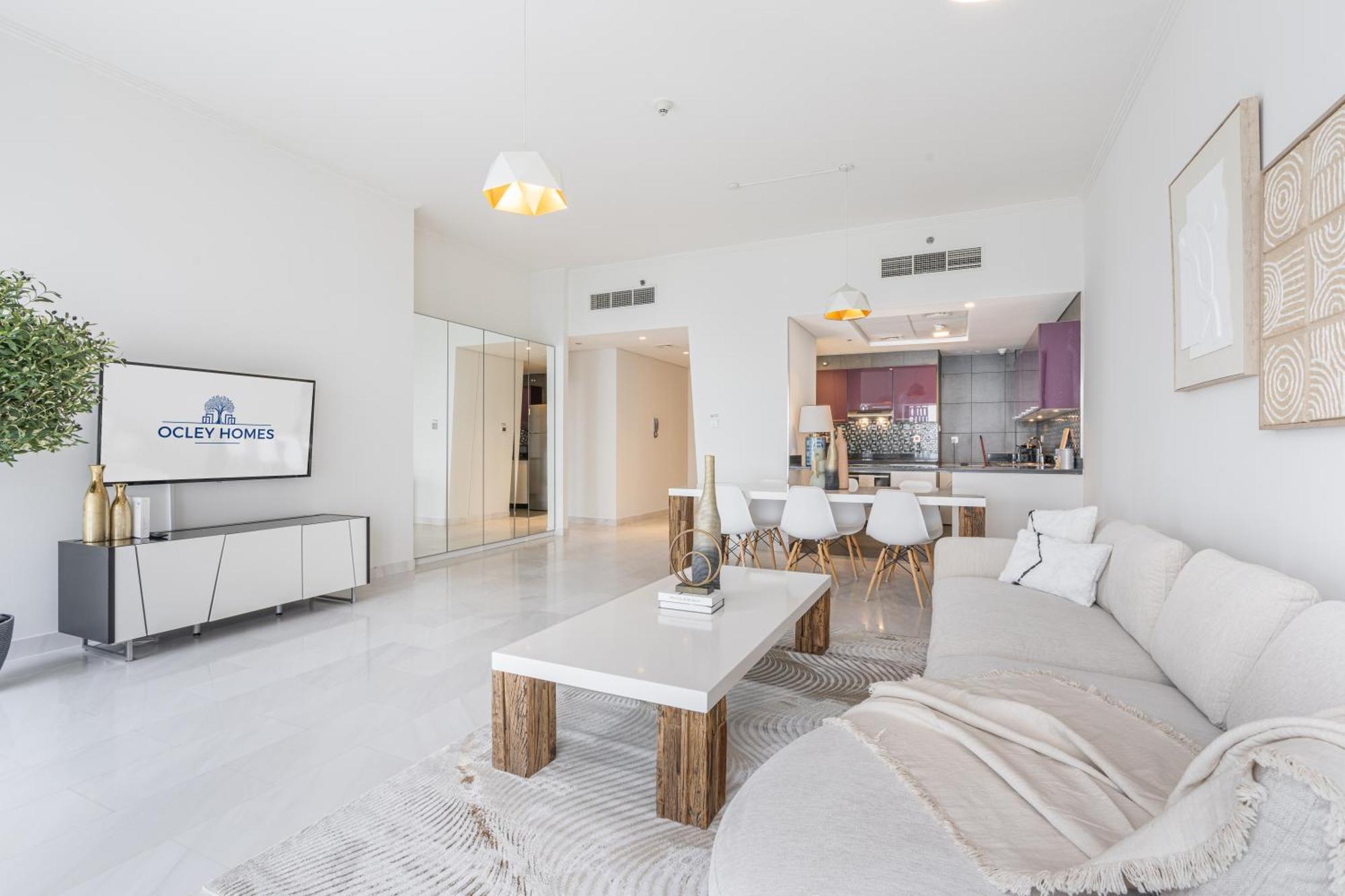 Bright & Elegant On The 44th At Cayan Tower Apartamento