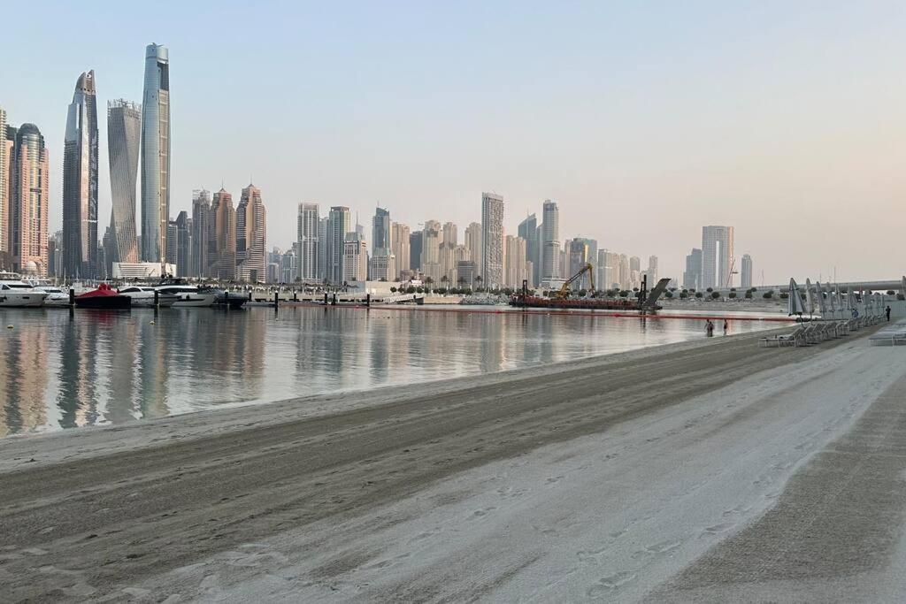 Spacious Beachfront