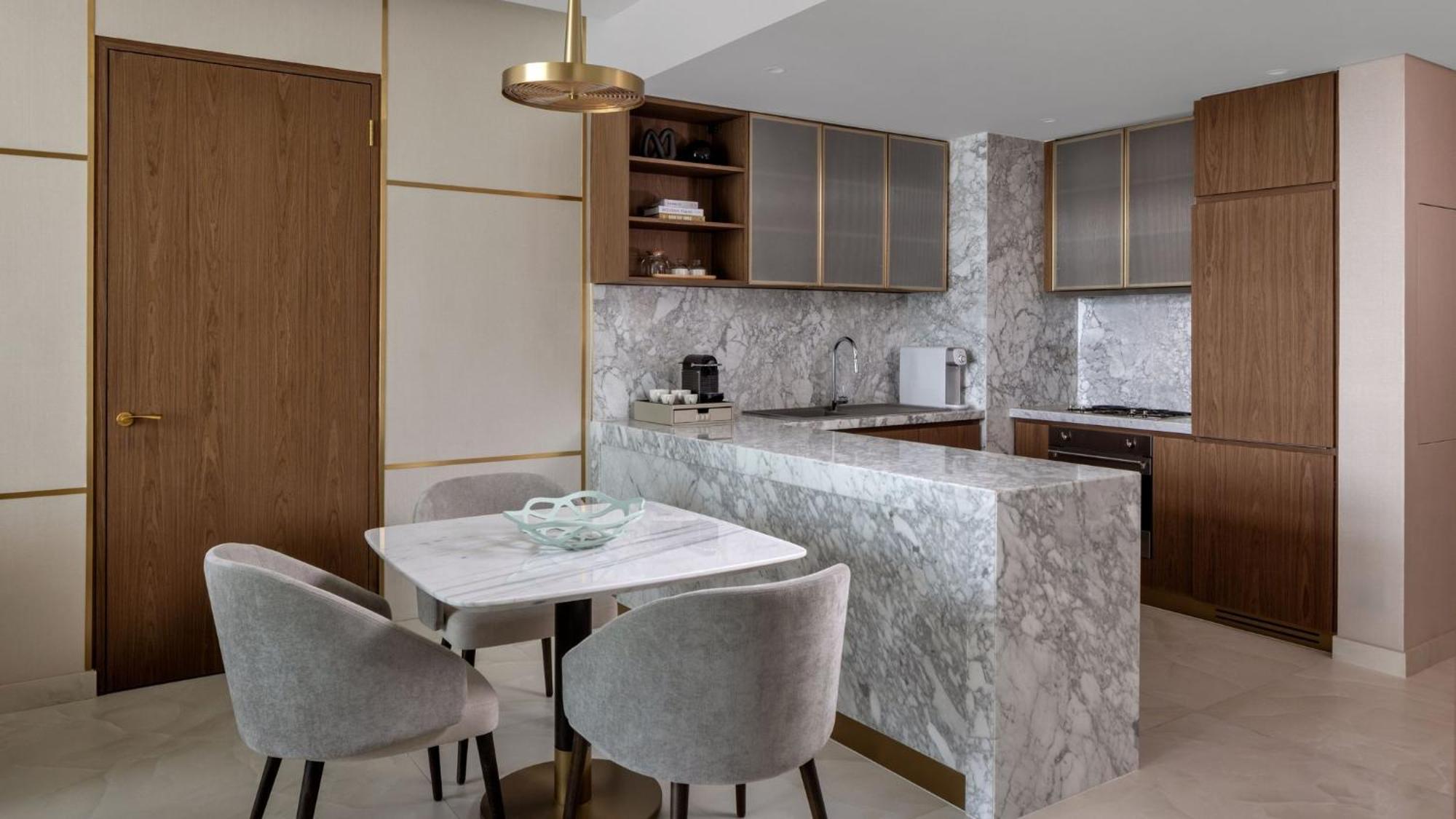 Intercontinental Residences Business Bay By Ihg