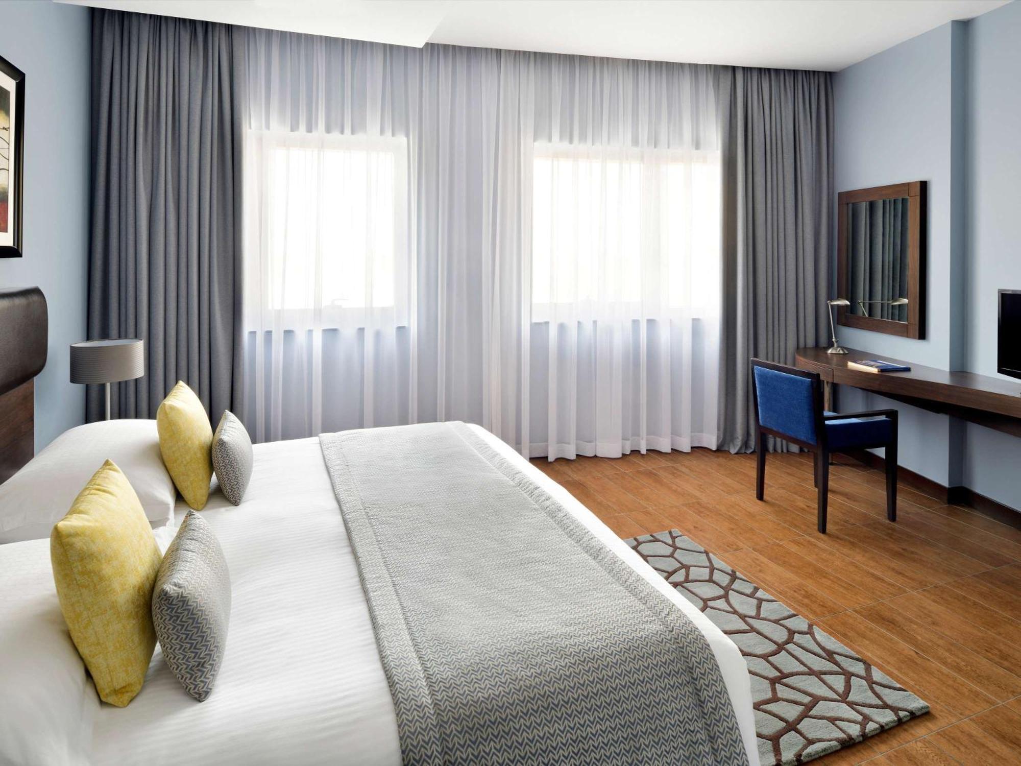 Mövenpick Al Mamzar Aparthotel Dubai
