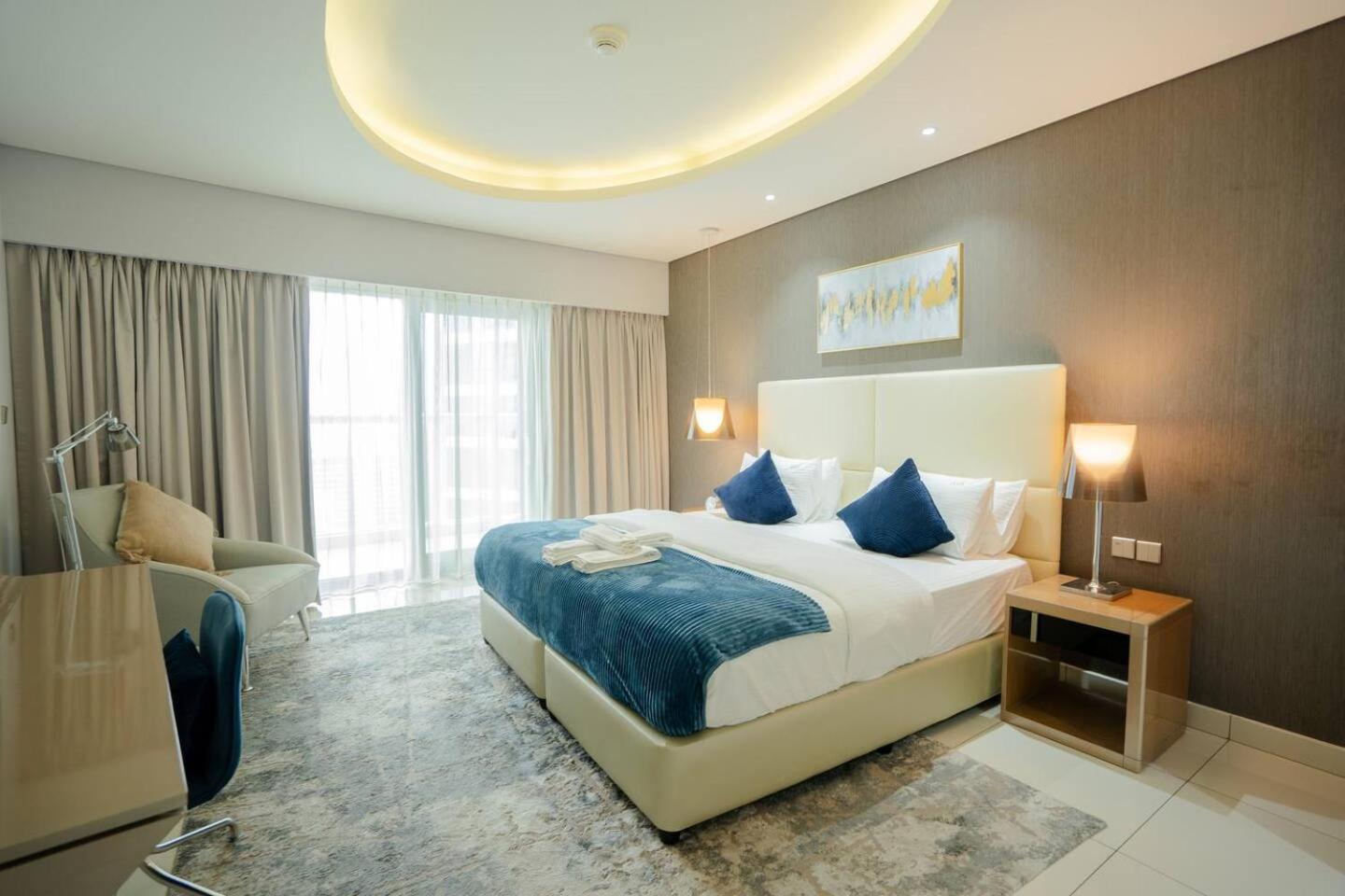 Paramount Towers - Elegant Apartemen Dubai