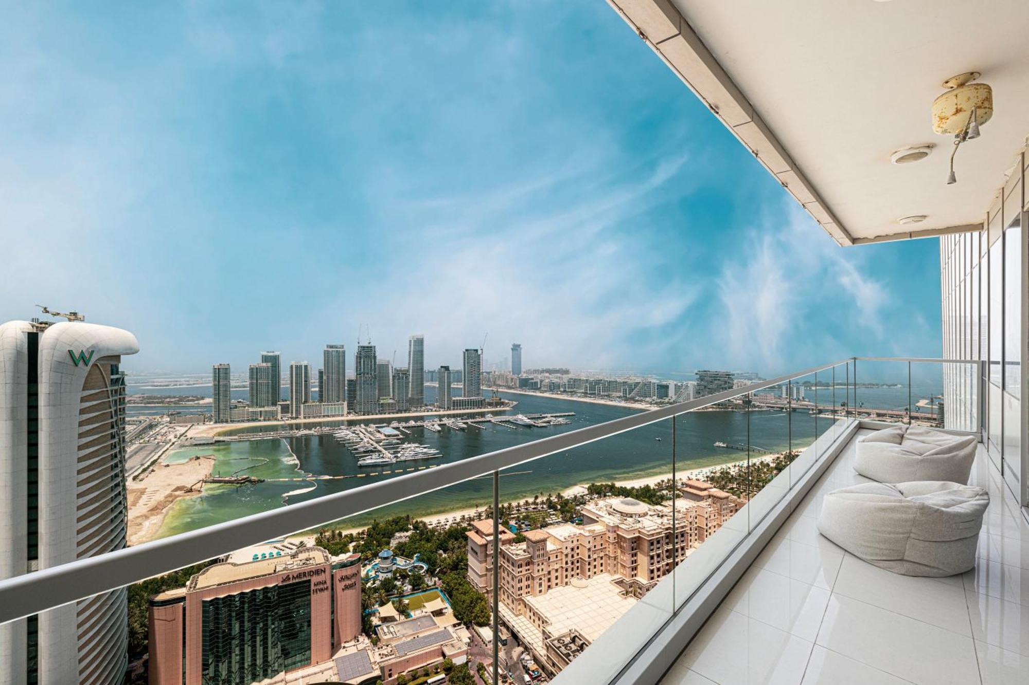 Capsule Experience Duplex - Panoramic Sea View - Nowmade La Marina Hostal *