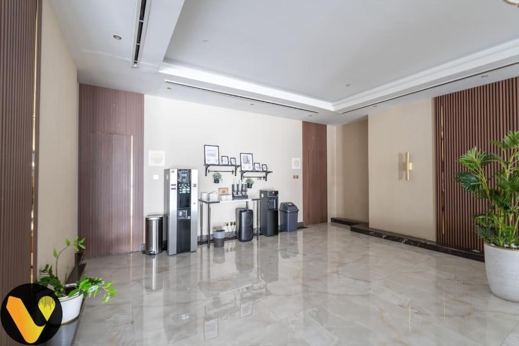 Vogue At Hera Tower Sports Appartement