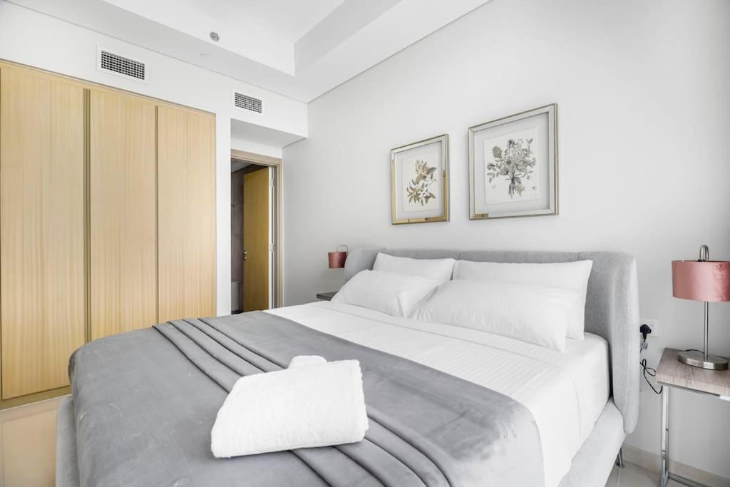 Goldbest - Aykon 2bdr Apartament Dubai