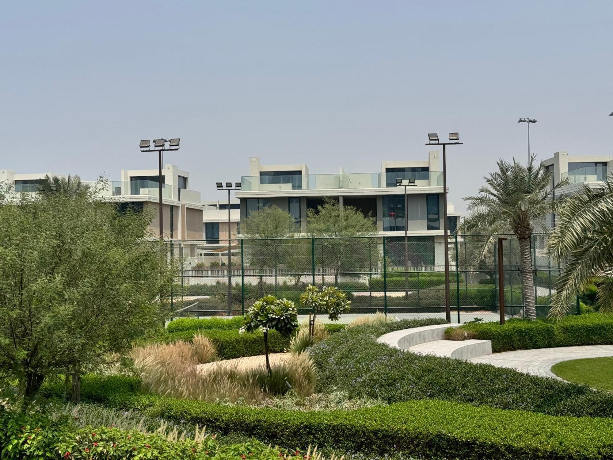 Chic 1 Bedroom At Golfville * Dubaï