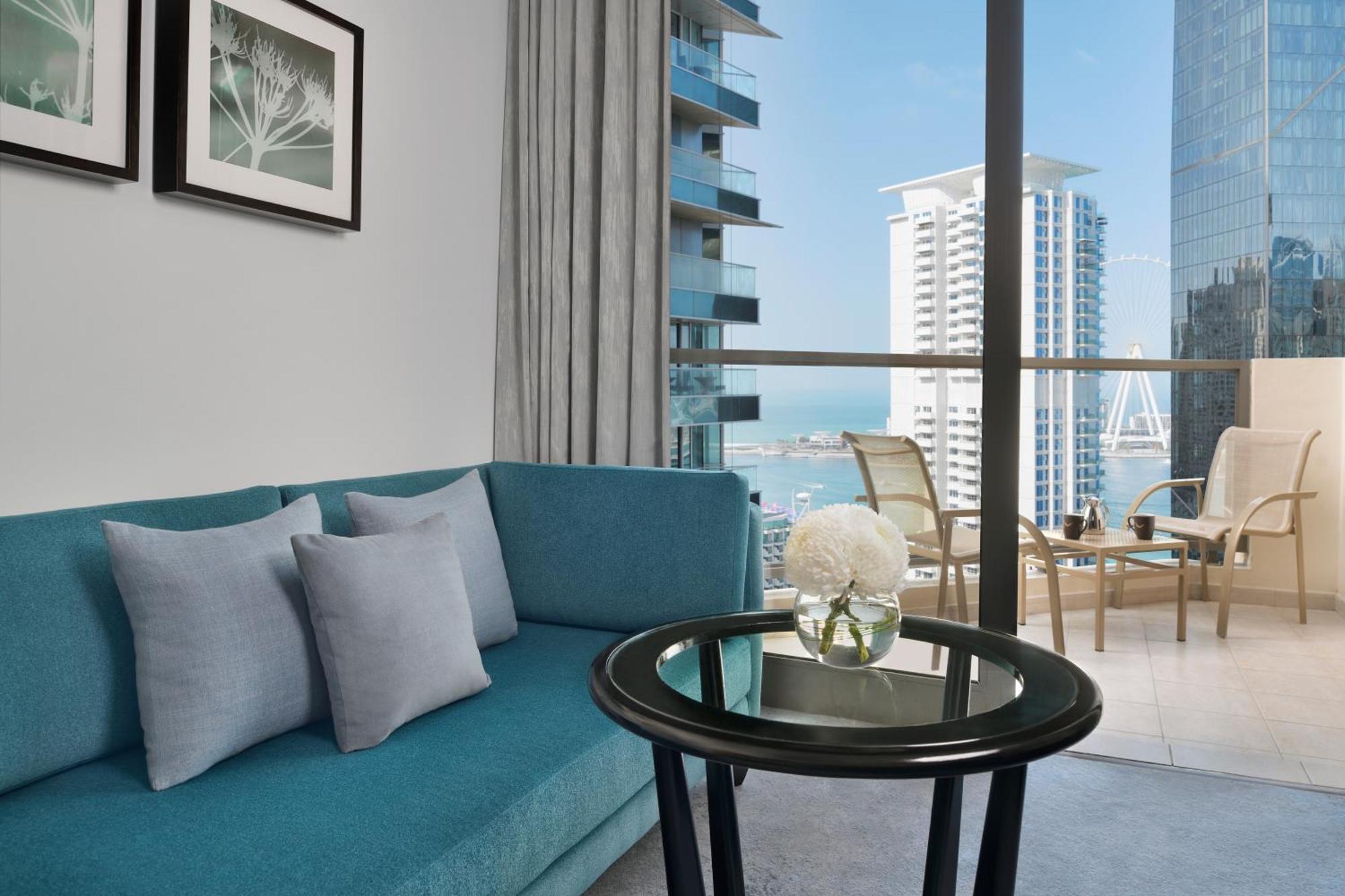 Mövenpick Jumeirah Hotell 5*