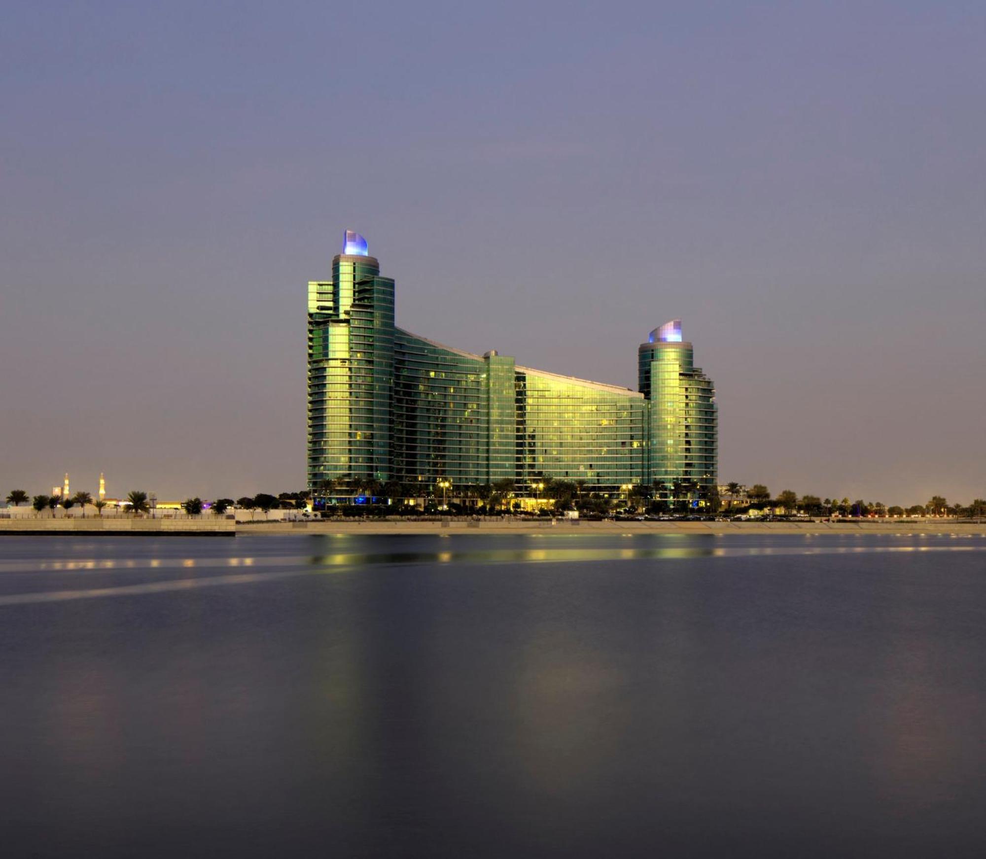 Intercontinental Festival By Ihg Apart-hotel Dubai