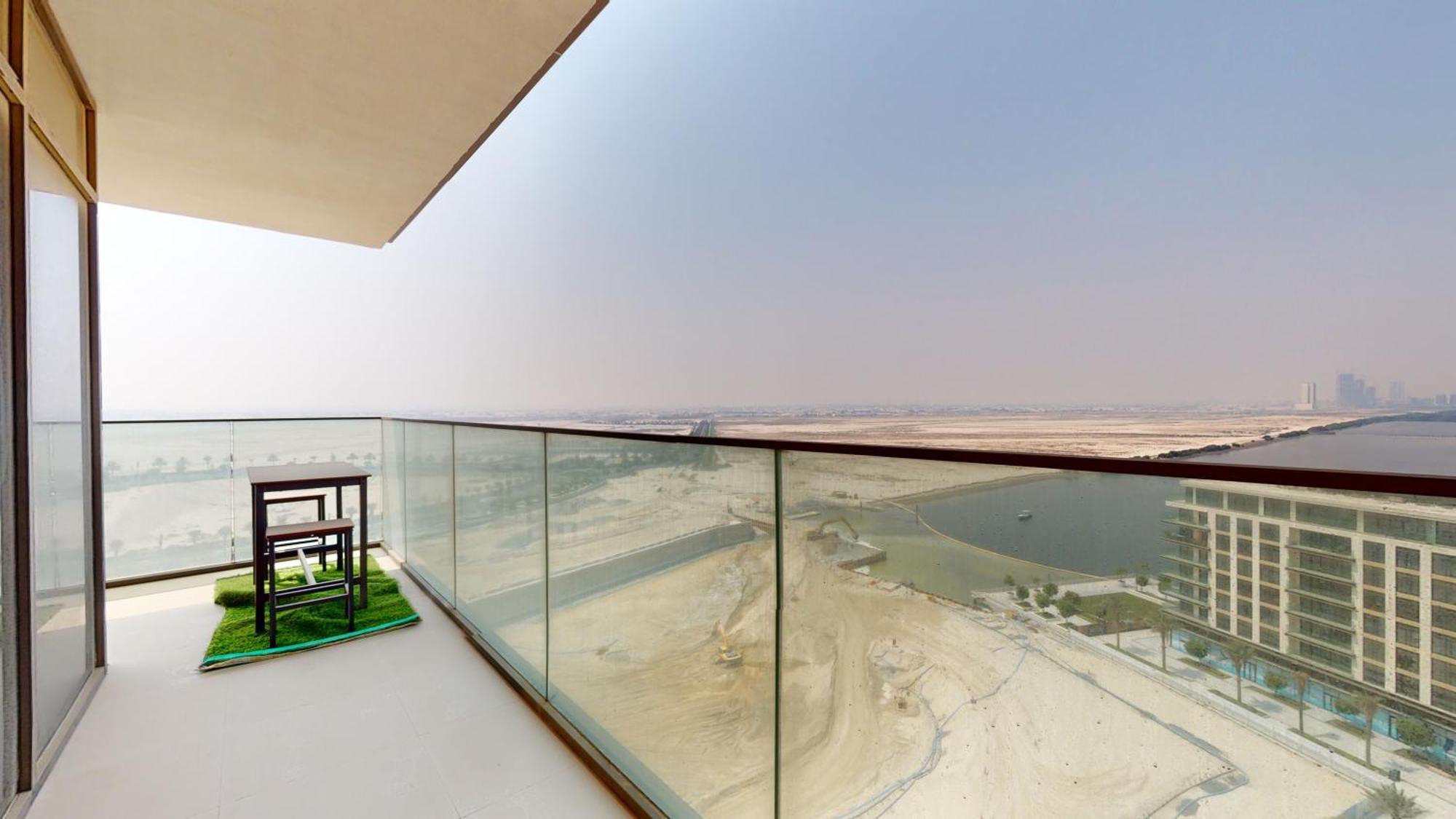 Full Burj And Creek Views Modern 4 Bed Upgraded *