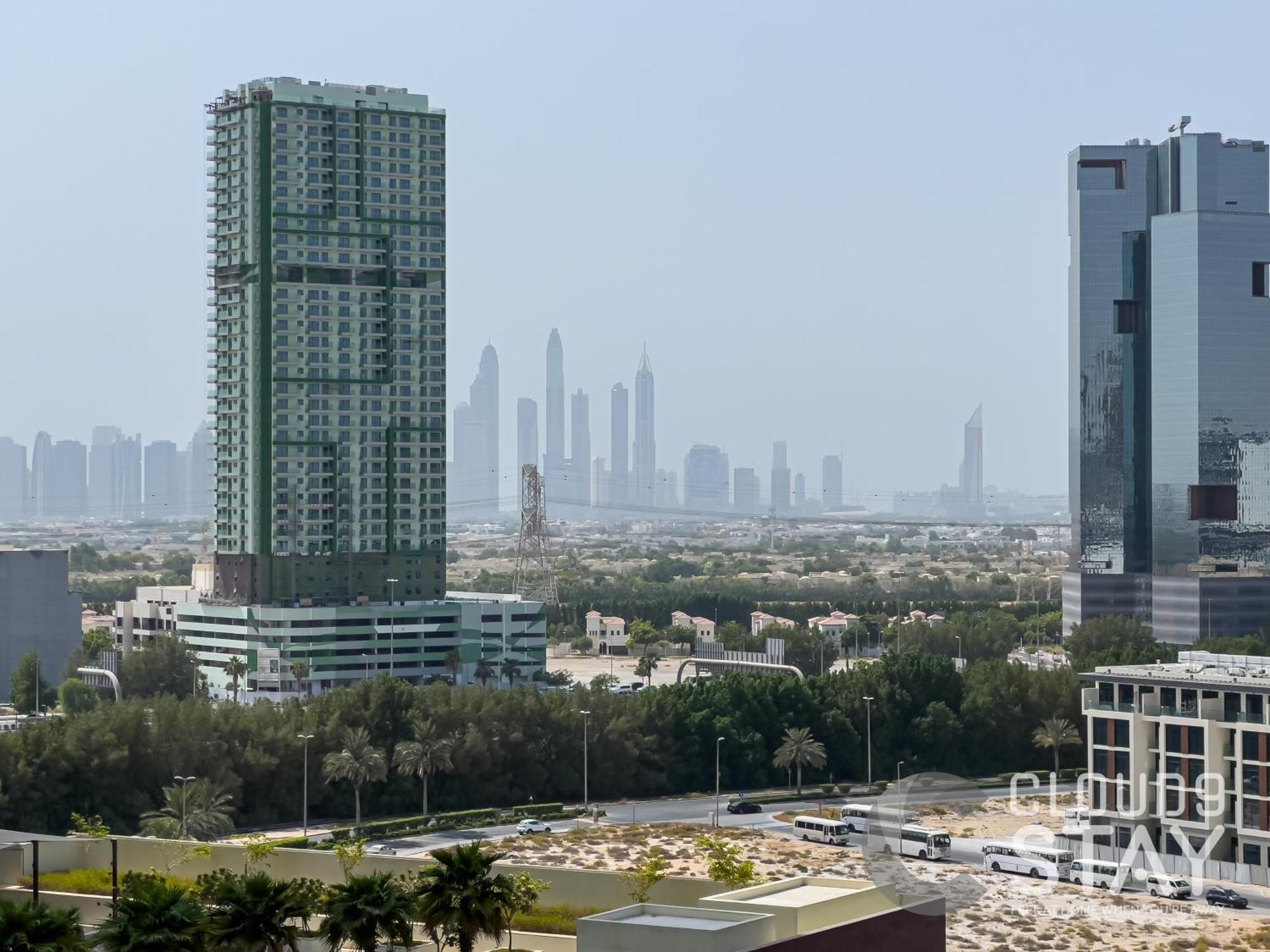 Cloud 9 - Damac Ghalia Tower * Dubái