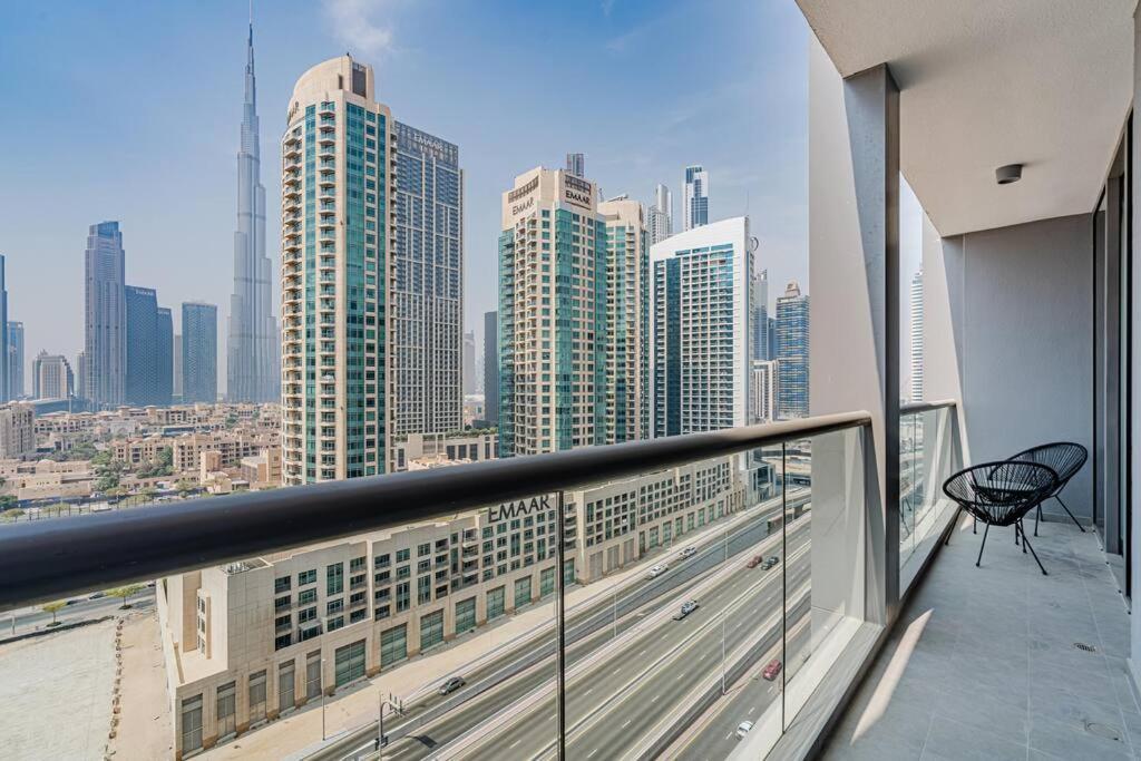 #43 Spacious 1br In Sterling Tower Business Bay
