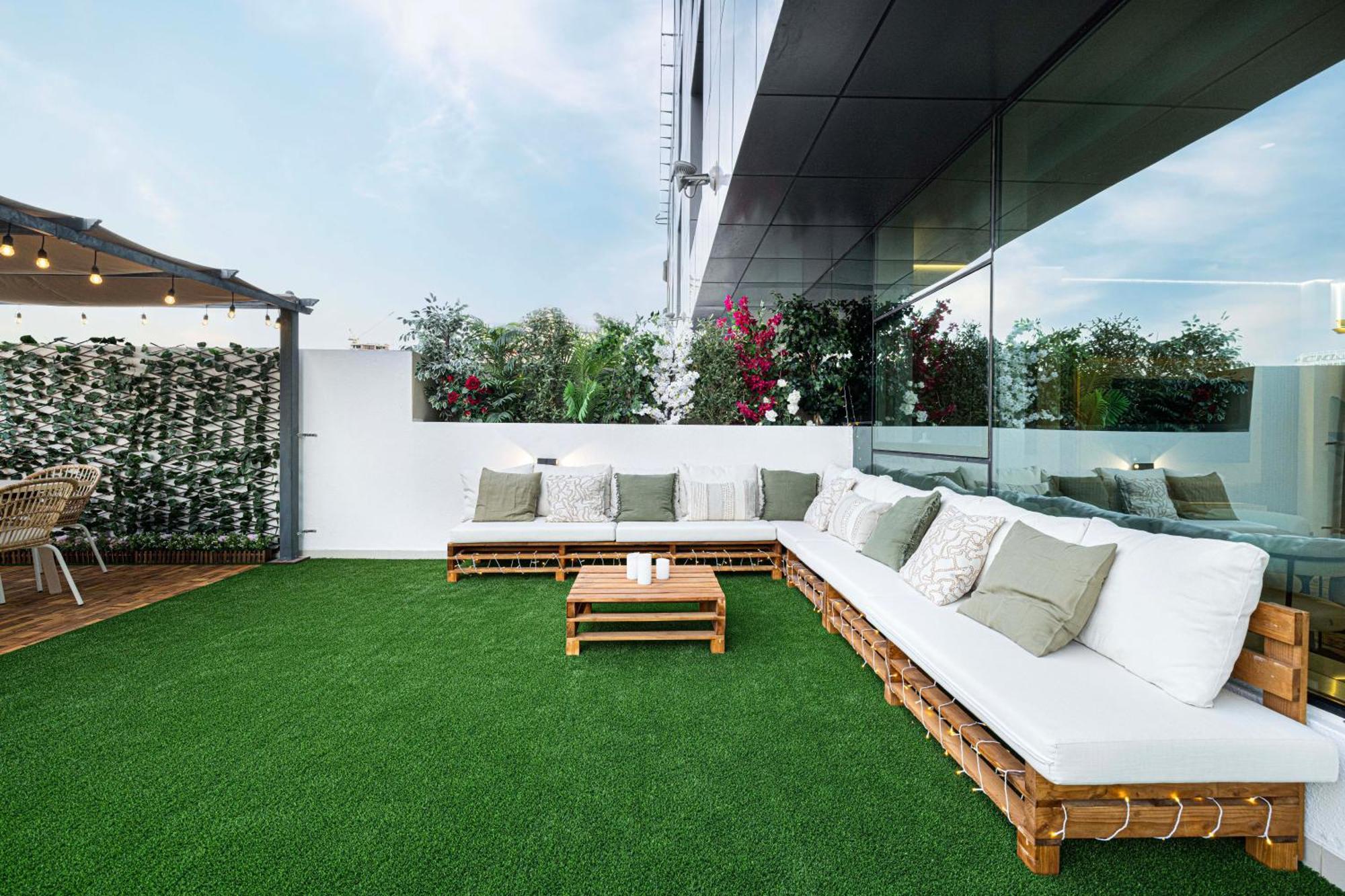 Next'house - Downtown Views Host Dubai