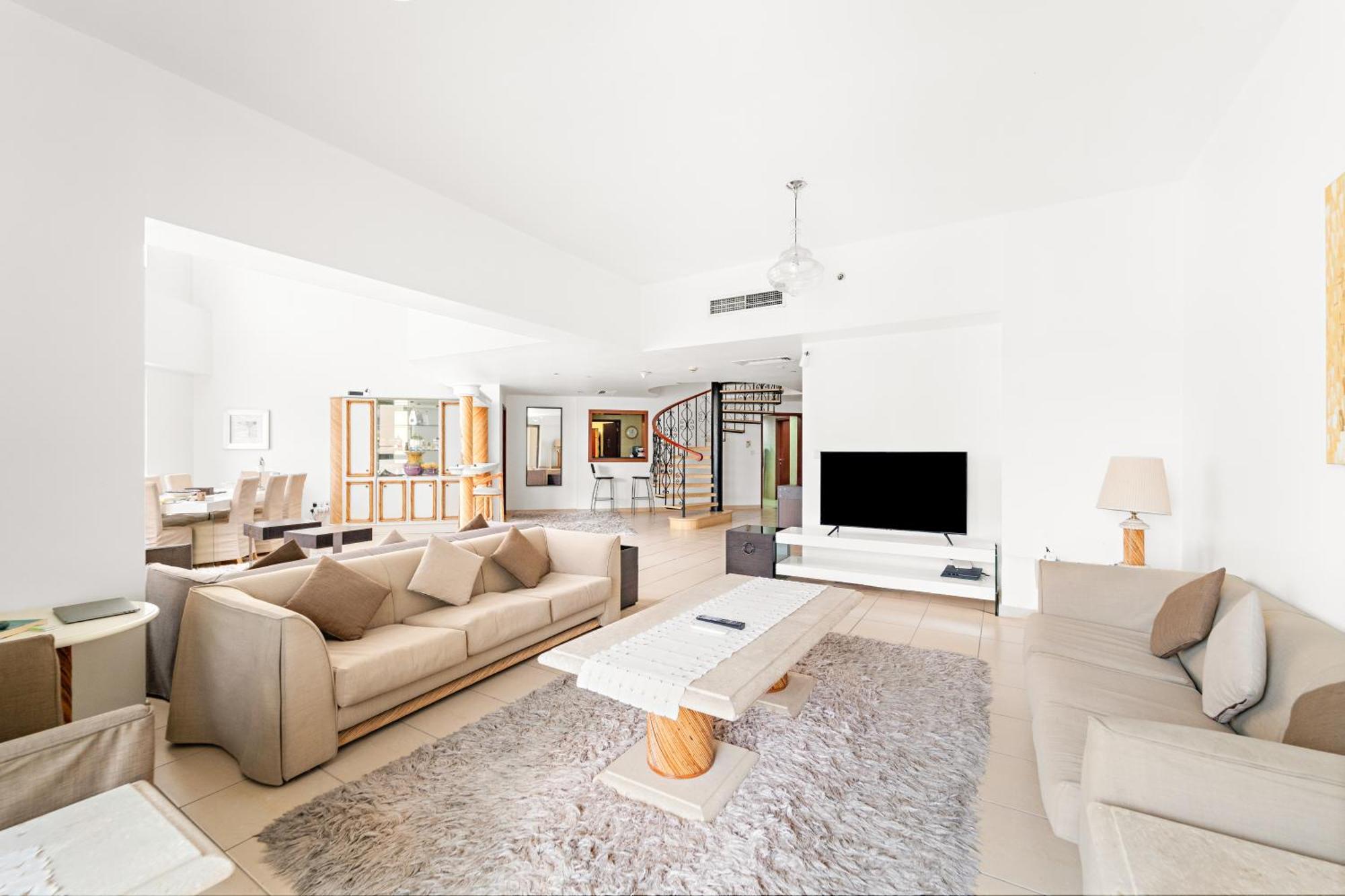 Living Jbr Albergue Dubai