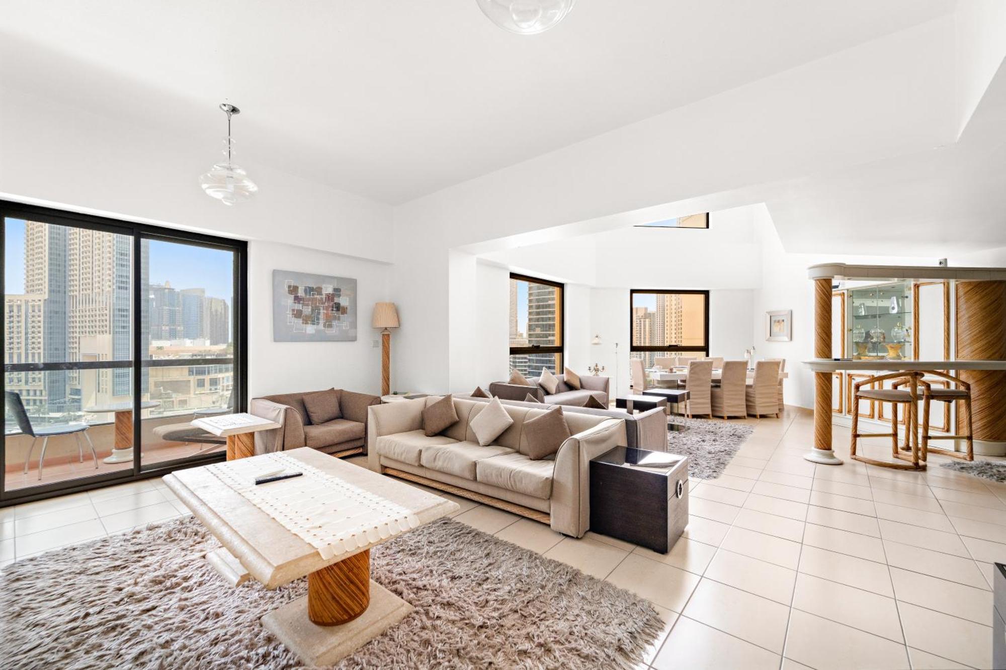 Living Jbr Albergue Dubai