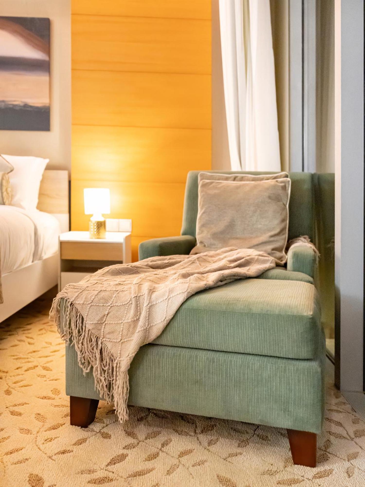 Velora The Mall Residences Luxe *