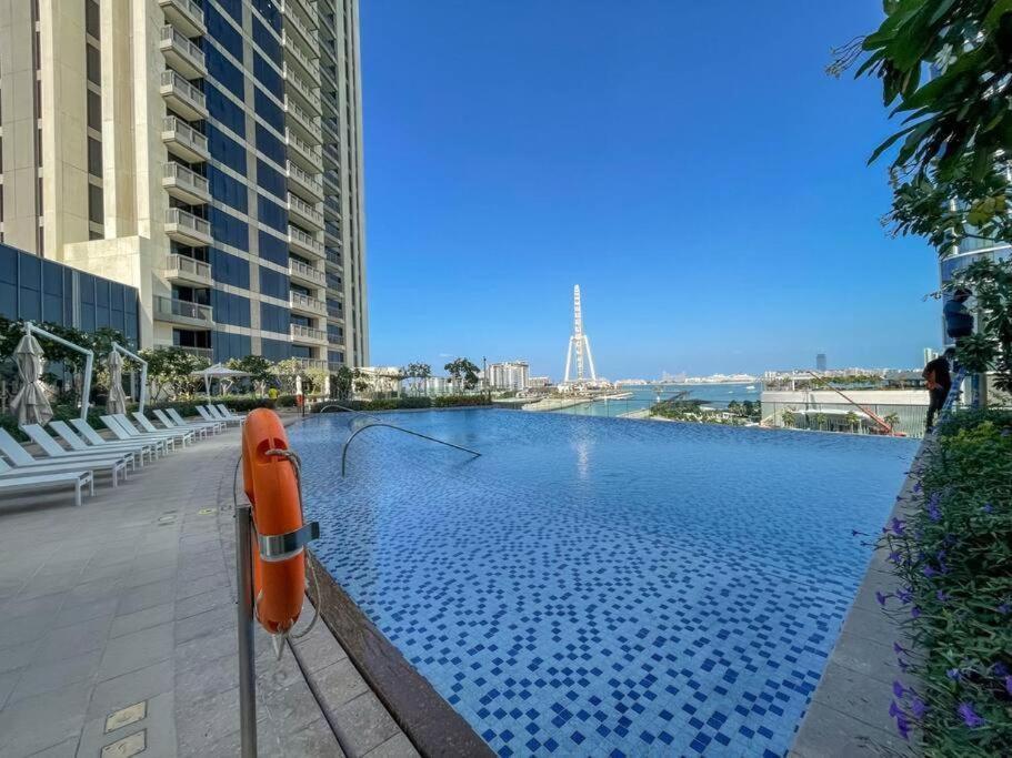 Amazing 2bhk At The Marina Beach Apartament Dubai