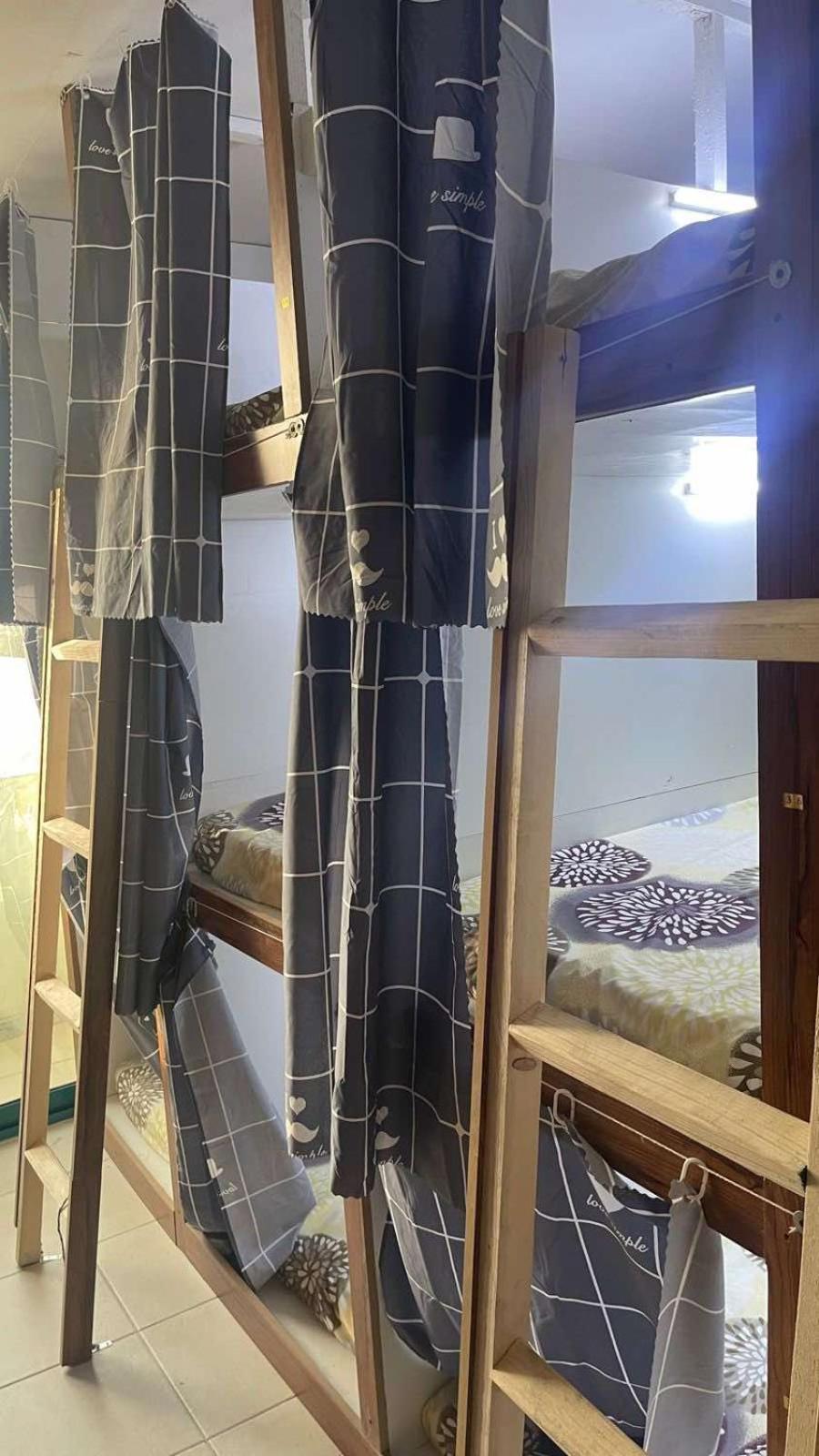 Capsulehotel Royal House Capsule