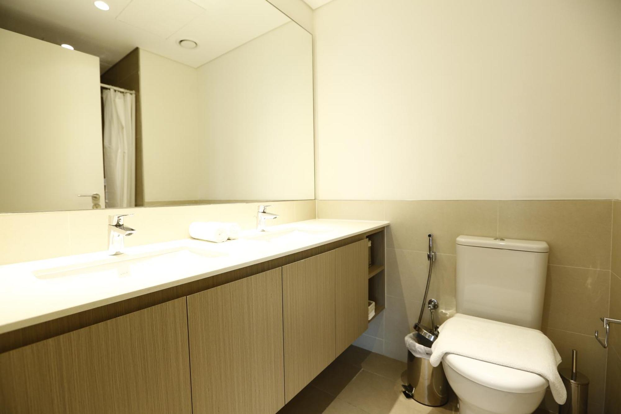 Apartamento Brown Stone - Hills Mall Dubái