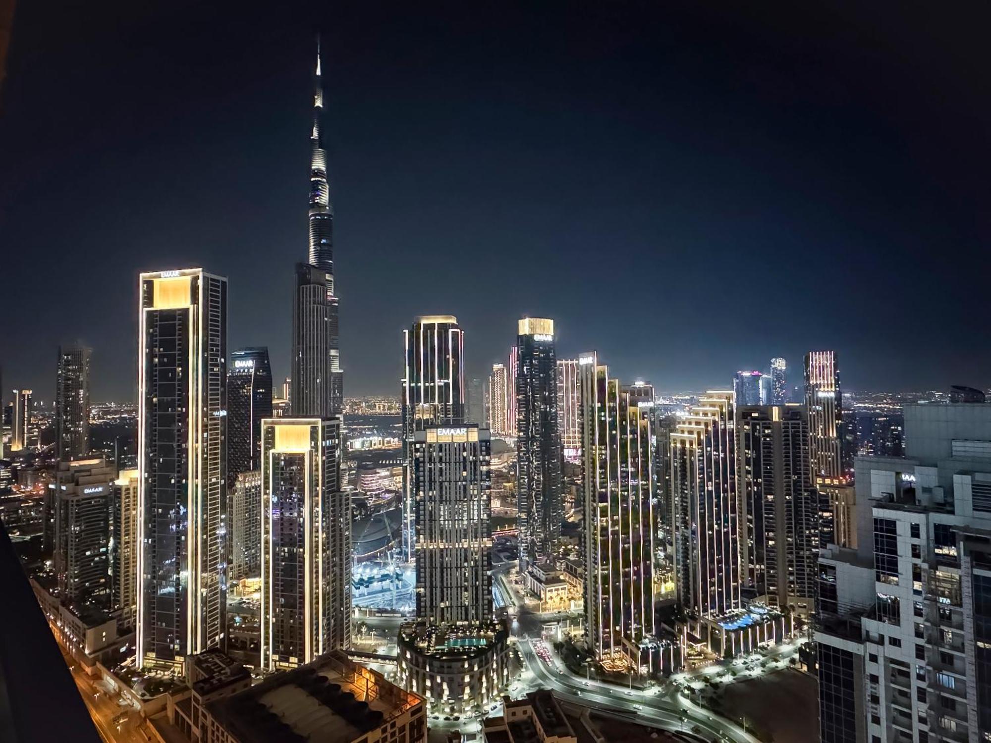 Paramount Midtown - 53rd Floor 2bedroom With Famous Roof Infinity Pool Overlooking Burj Khalifa * Dubaï