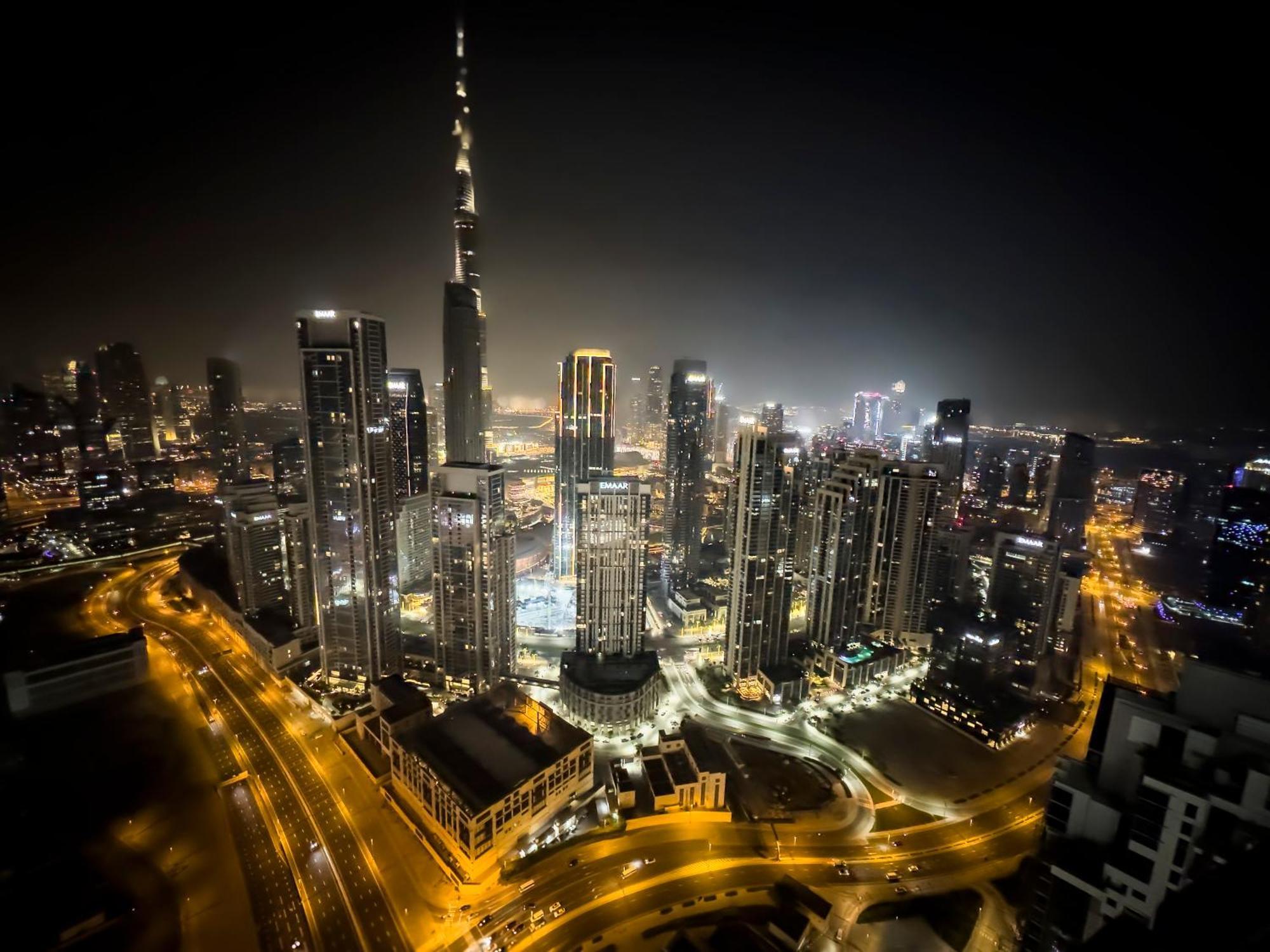 Paramount Midtown - 53rd Floor 2bedroom With Famous Roof Infinity Pool Overlooking Burj Khalifa * Dubaï