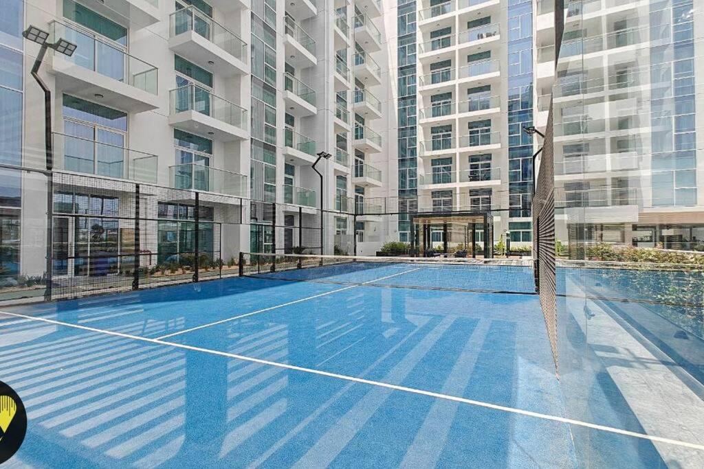 Apartment Vogue Elegance At Pearlz Near Metro *
