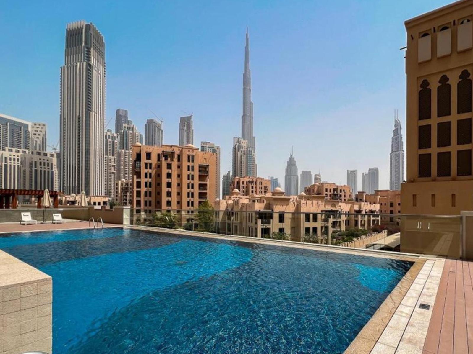 Modern 1-br Close To Mall And Burj Khalifa Apartemen Dubai