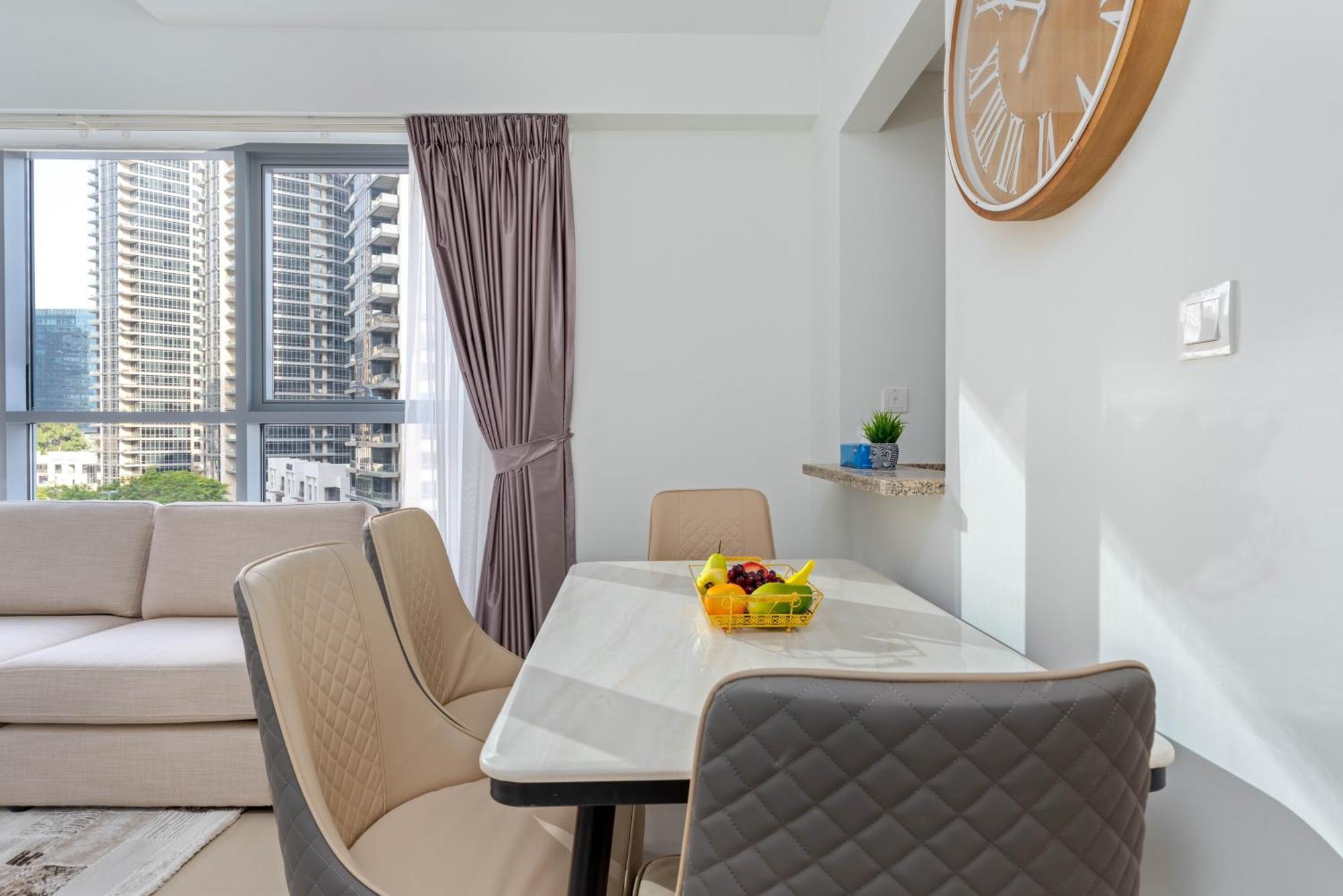 Modern 1-br Close To Mall And Burj Khalifa * Dubai