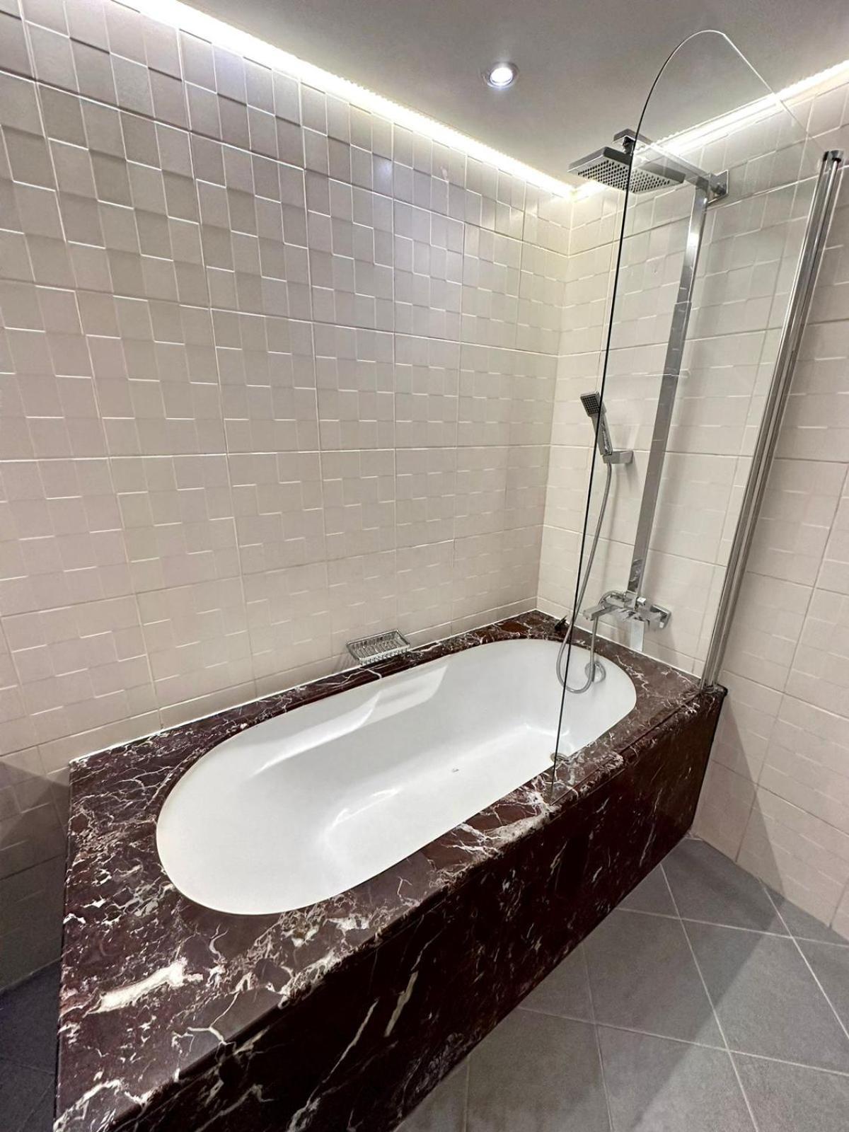 Hostel Ora Place Jbr *