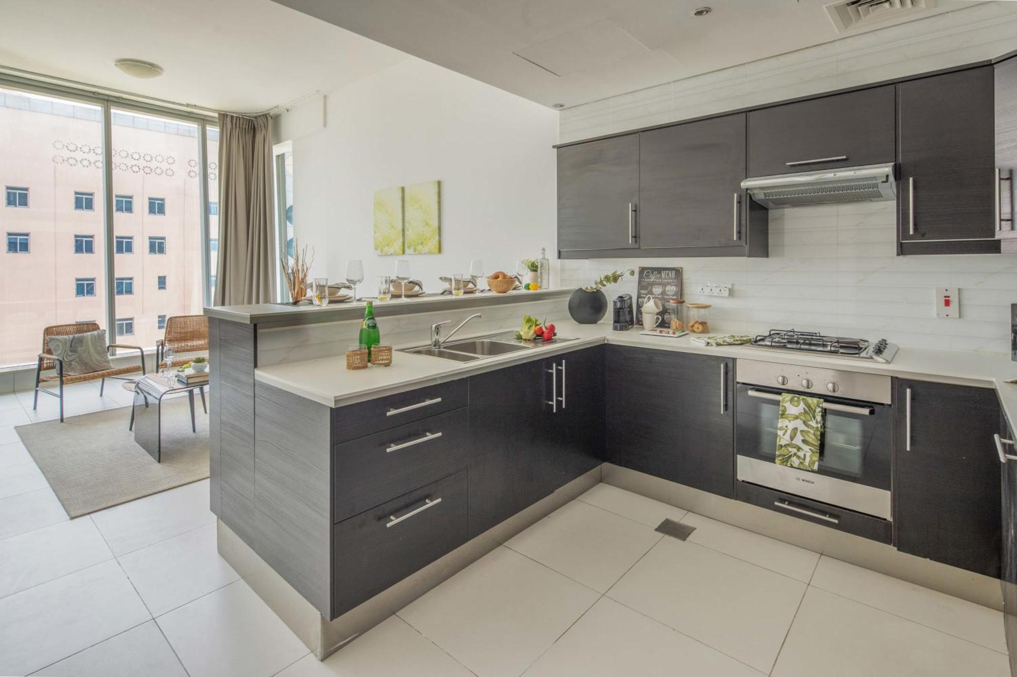 Frank Porter - Panoramic Tower Appartement Dubaï