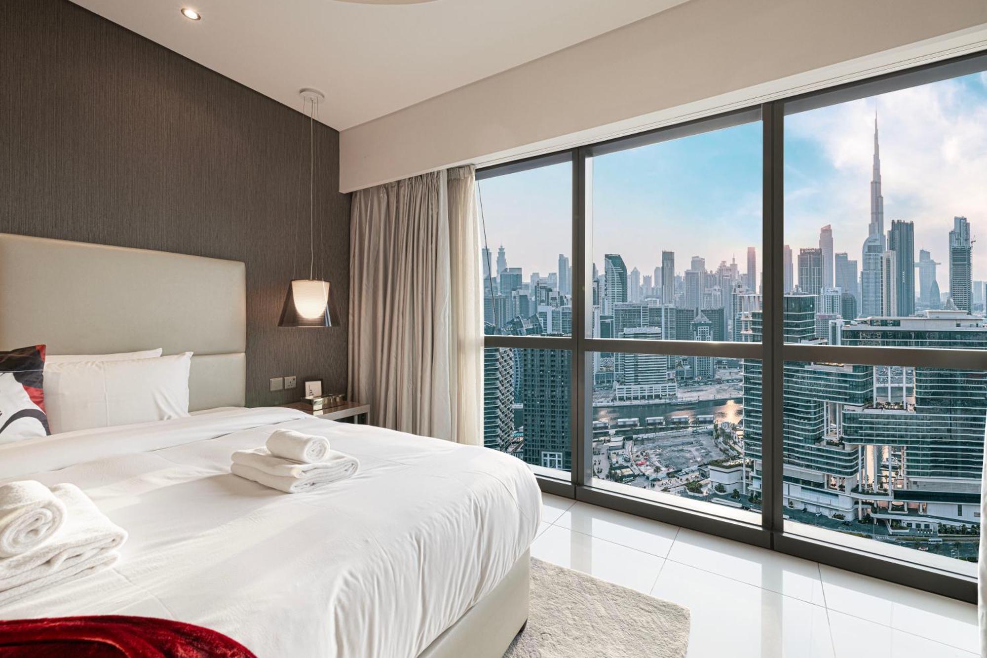 Luxurious 2bdr In Paramount Towers With Stunning Burj Khalifa Views Apartment Dubai