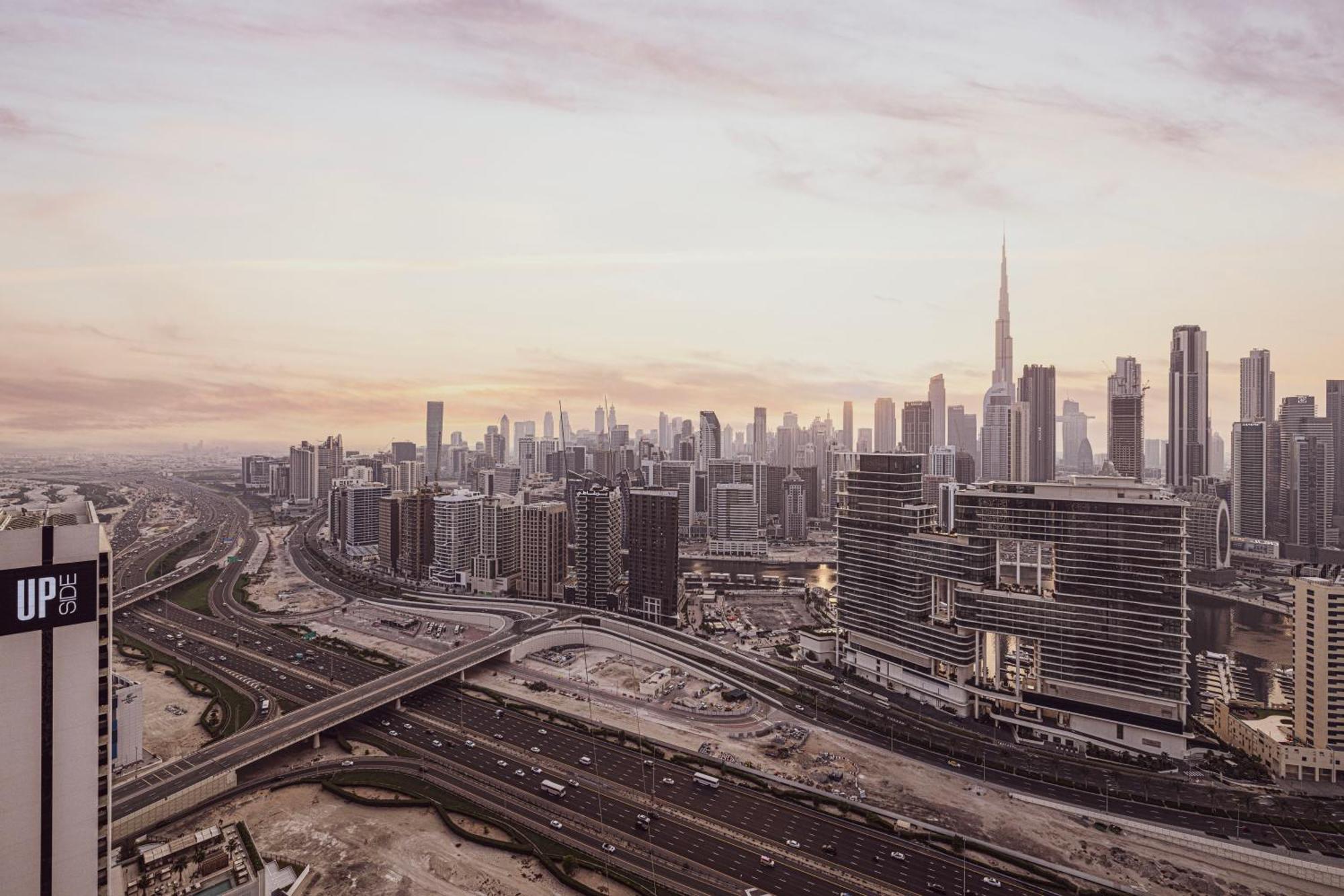 Apartment Luxurious 2bdr In Paramount Towers With Stunning Burj Khalifa Views