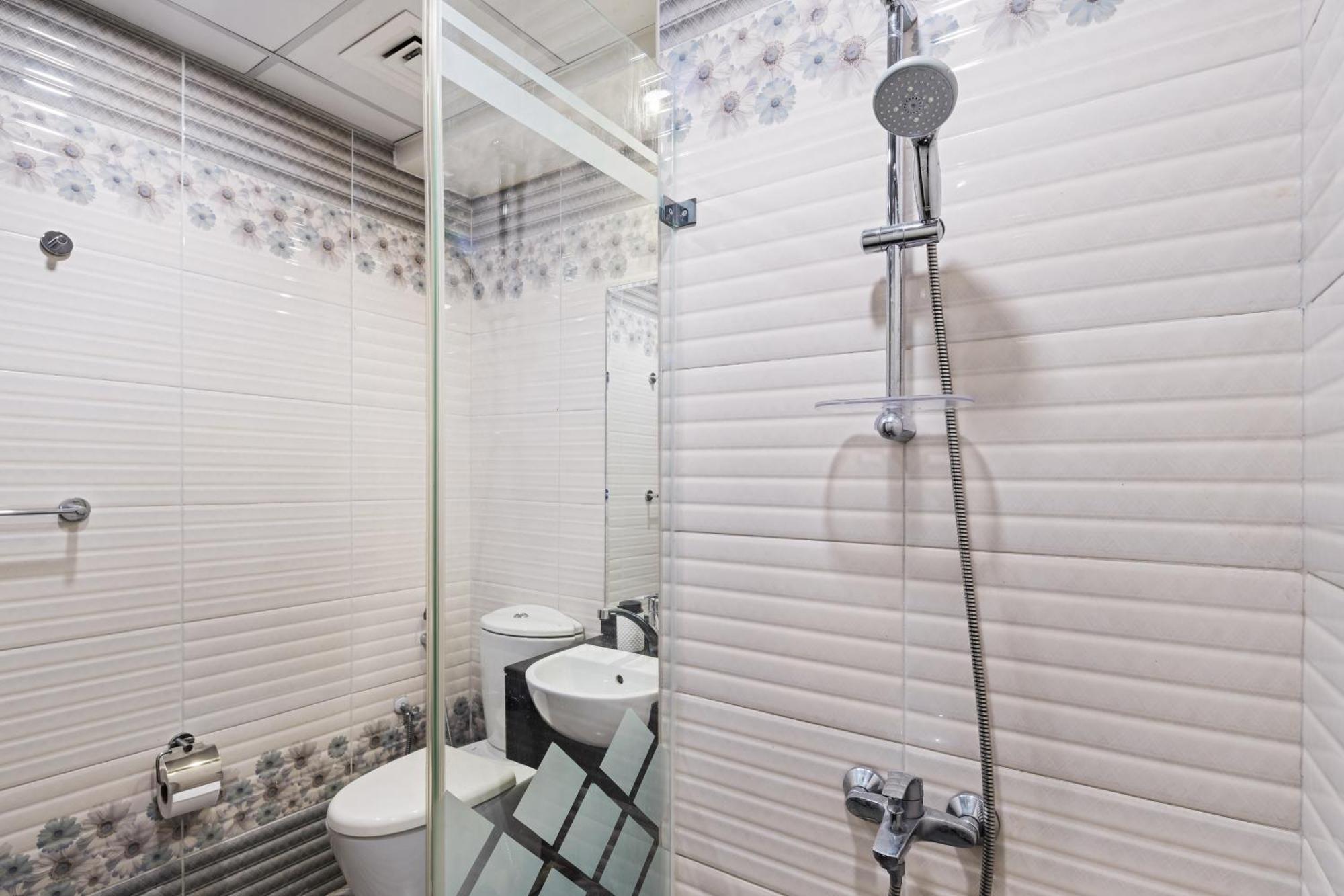 Bright And Airy In Silicon Oasis * Dubai