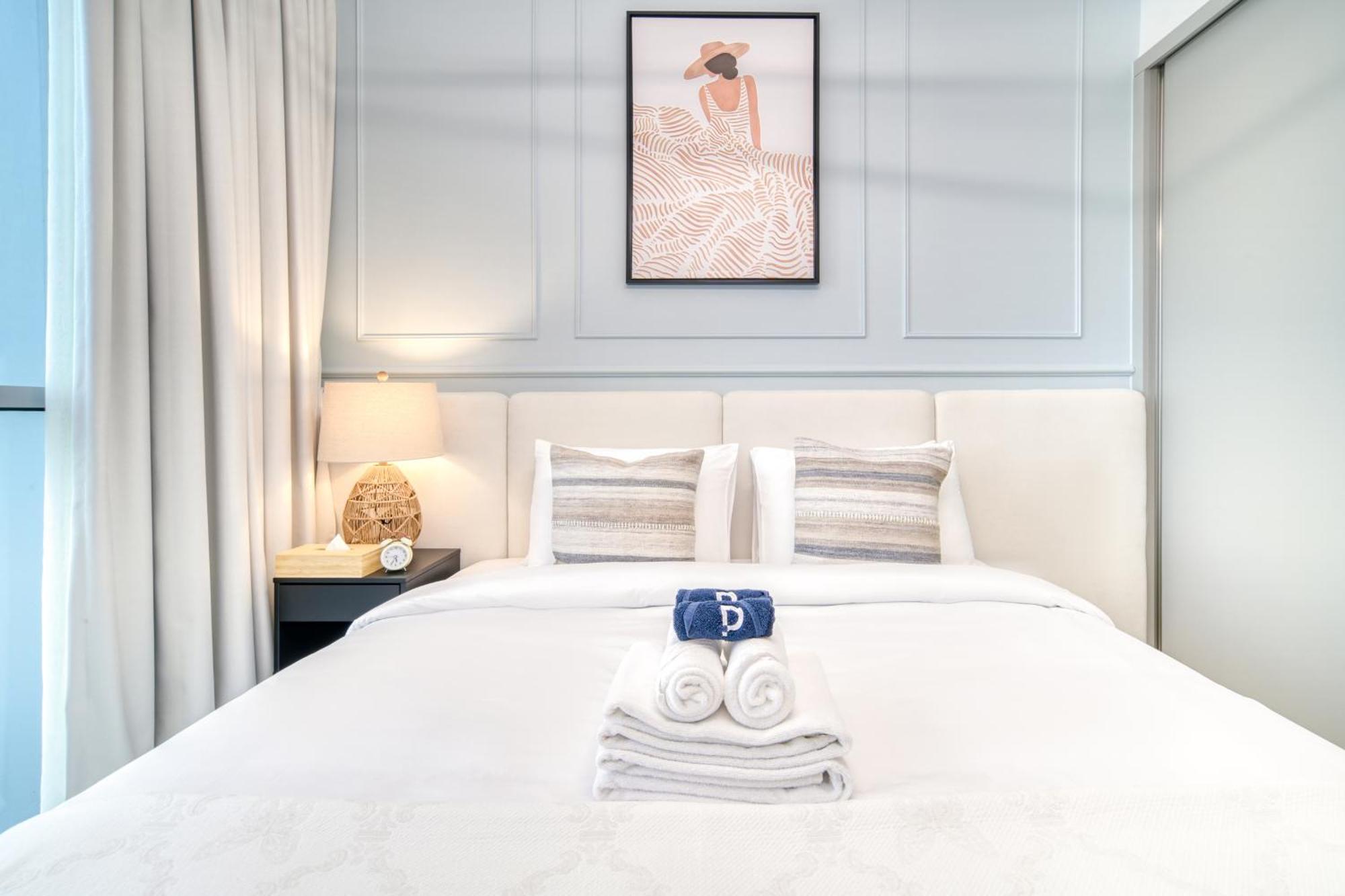 Chic 2br With Iconic Eye And Palm Views Appartement Dubaï